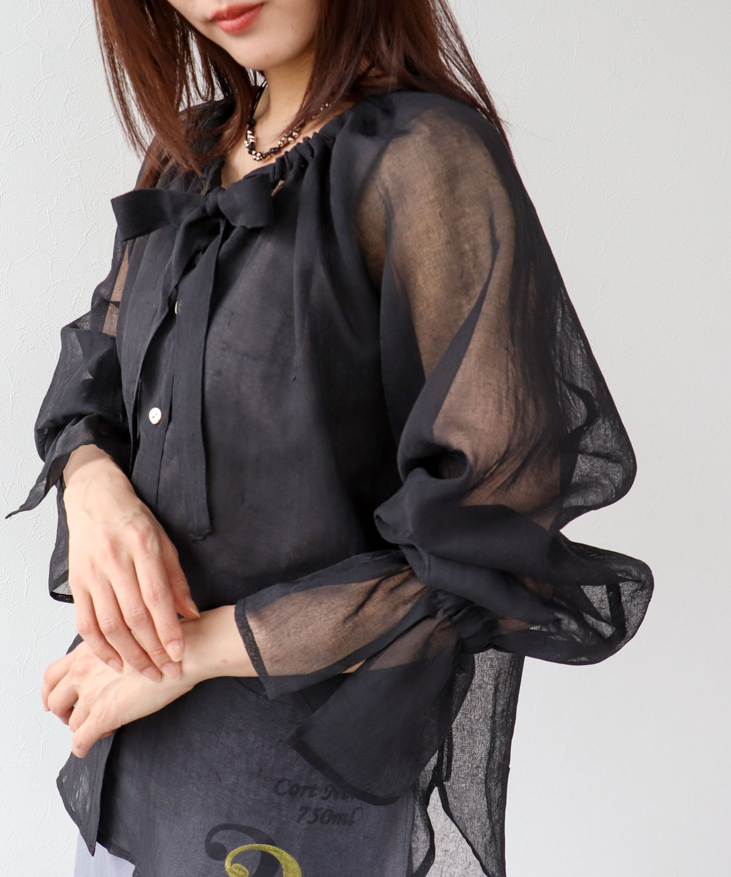 ギャザーリボンカラーブラウス