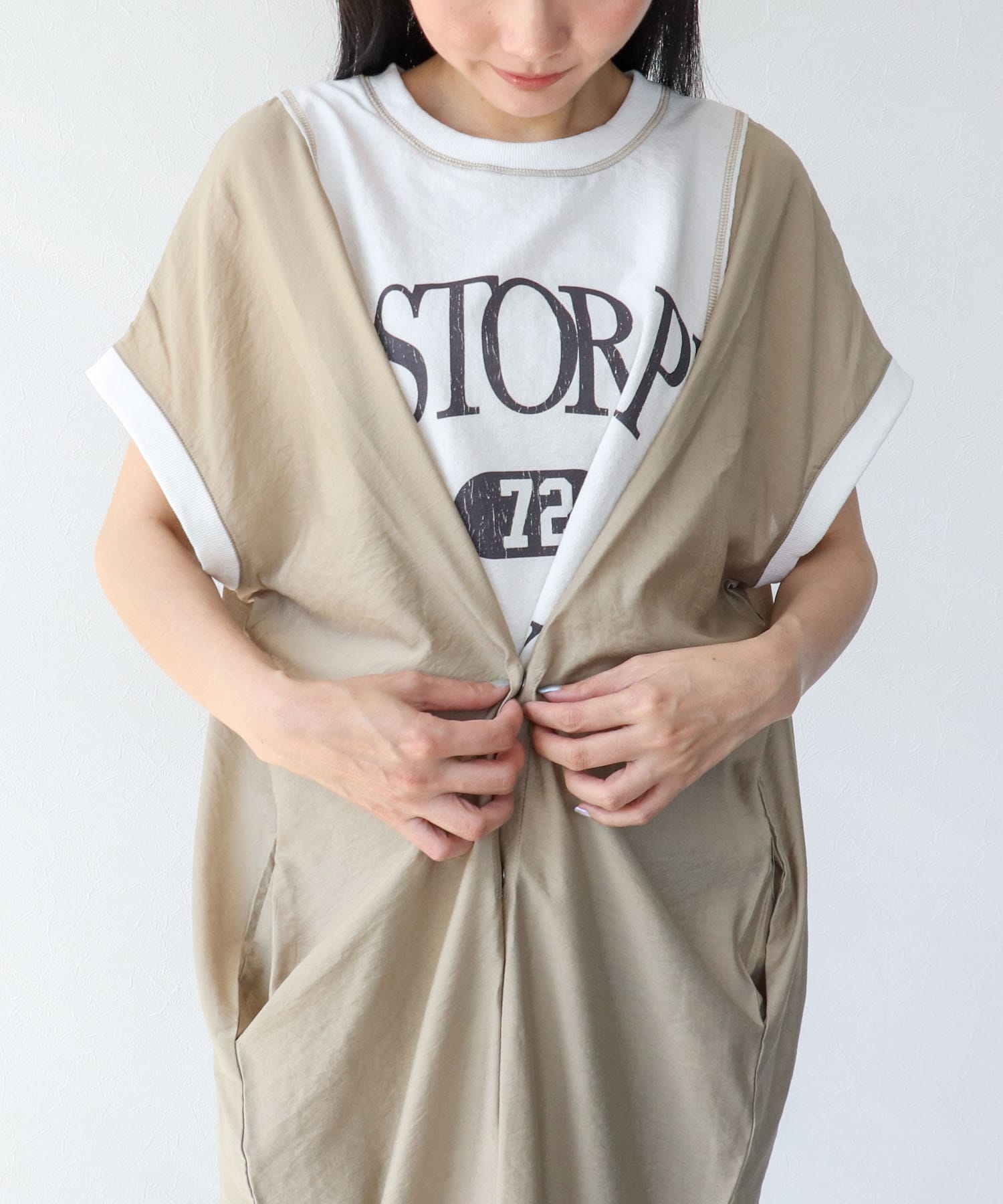 配色切替えリメイク風ロゴワンピース