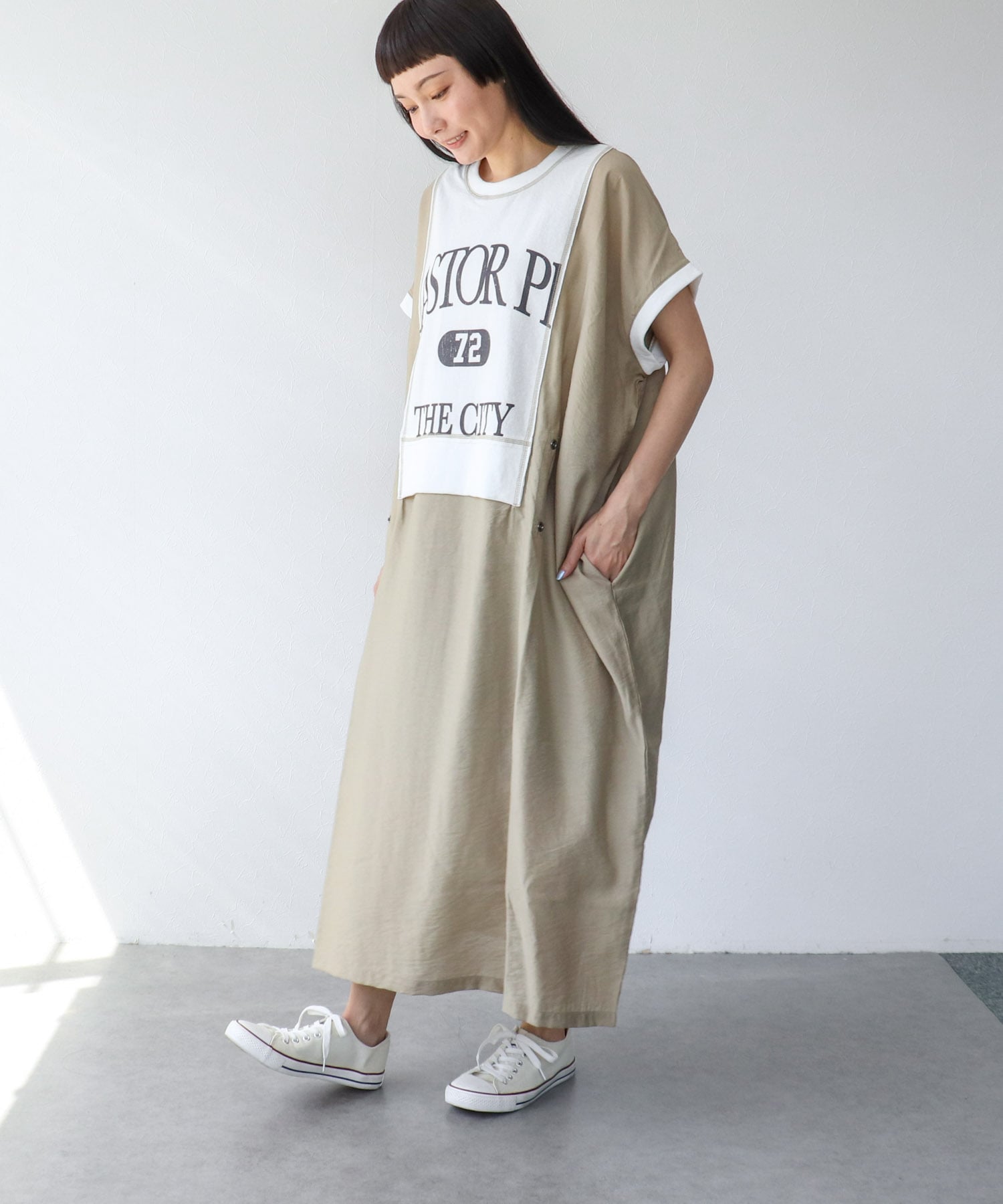 配色切替えリメイク風ロゴワンピース