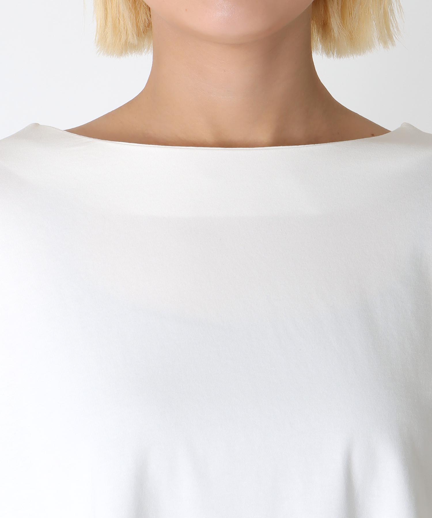 イレギュラーレースヘムプルオーバー