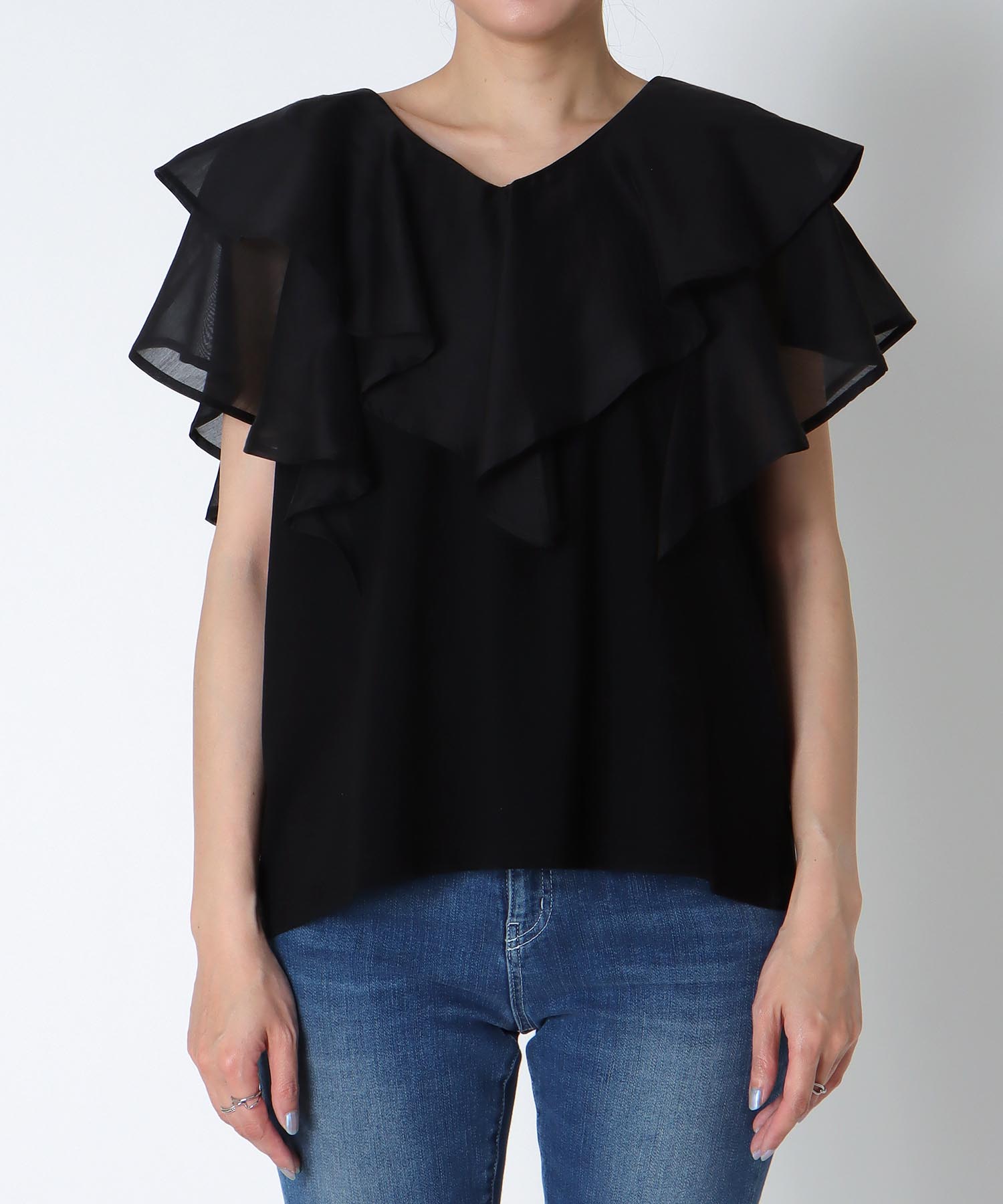 〔お家で試着〕布帛使いフリルカラープルオーバー