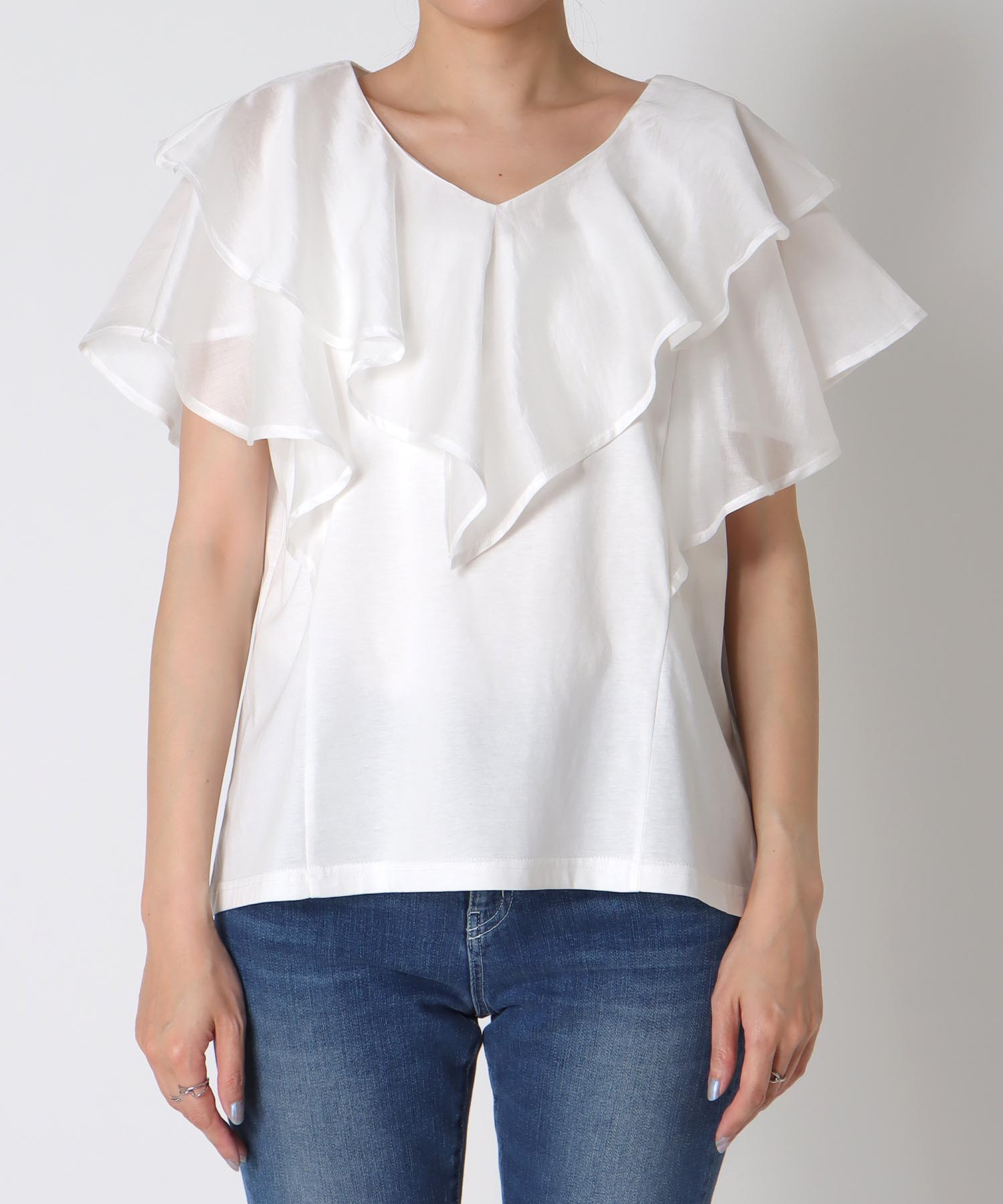 〔お家で試着〕布帛使いフリルカラープルオーバー