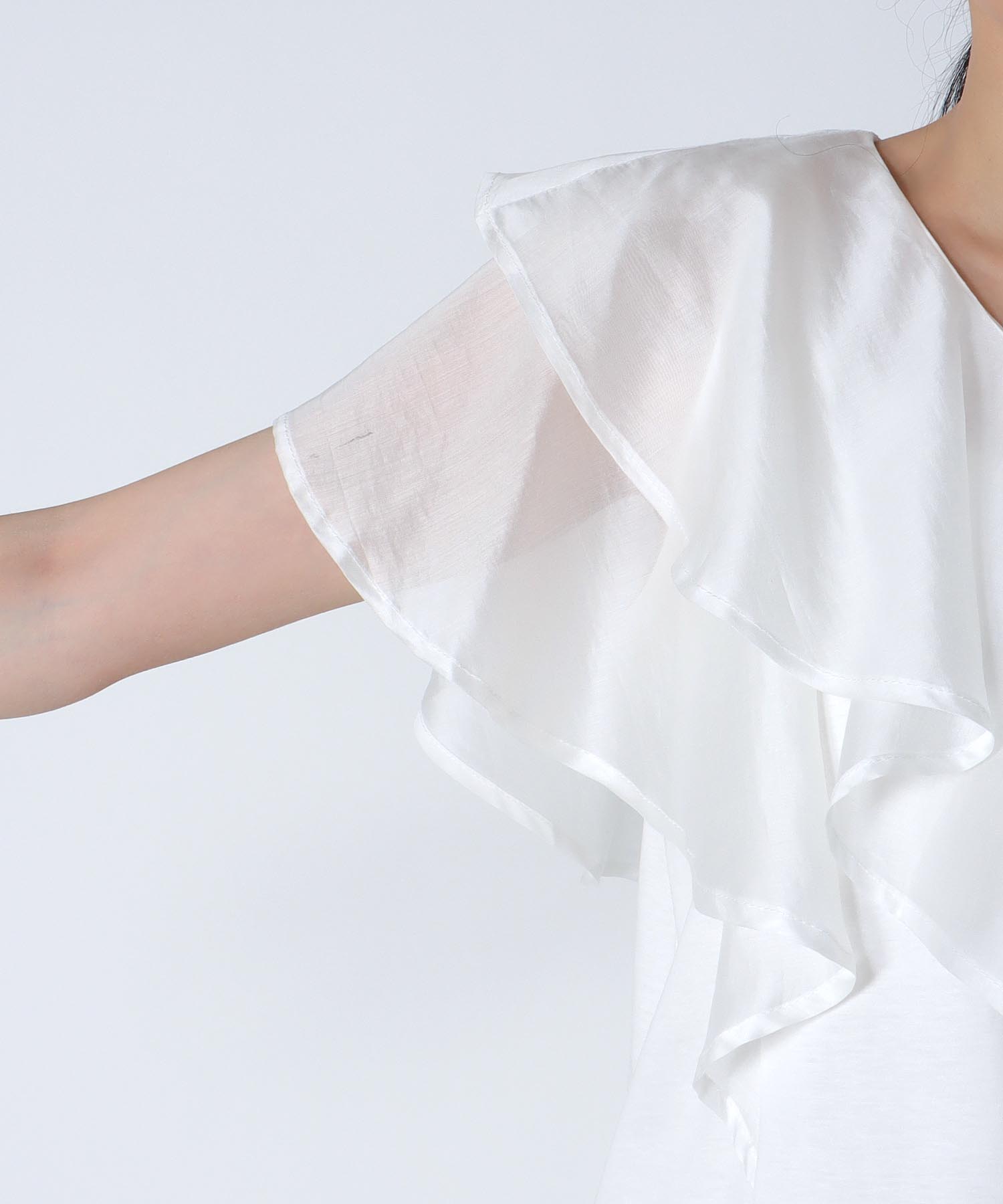 〔お家で試着〕布帛使いフリルカラープルオーバー