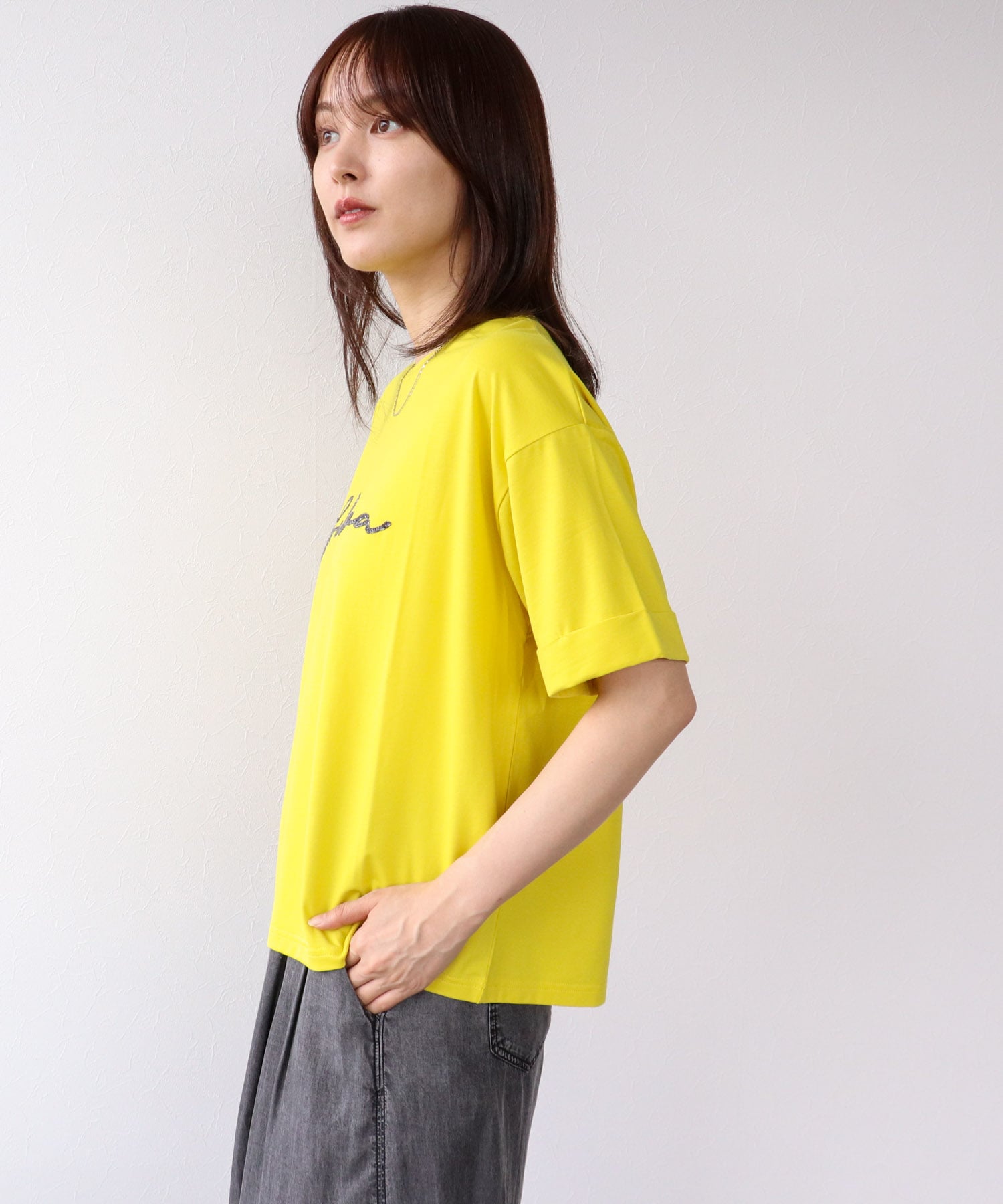 コード刺繍ロゴTシャツ