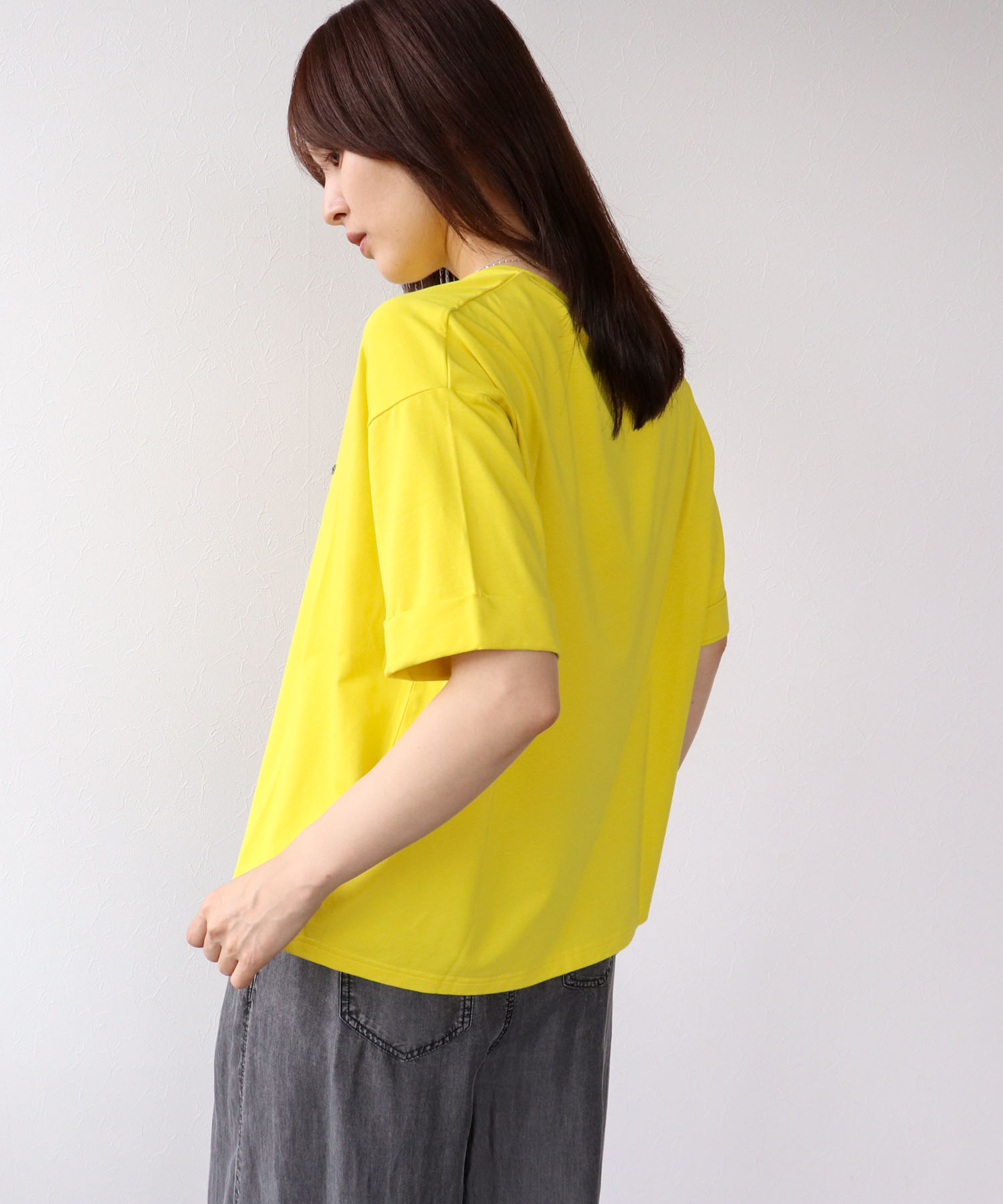 コード刺繍ロゴTシャツ