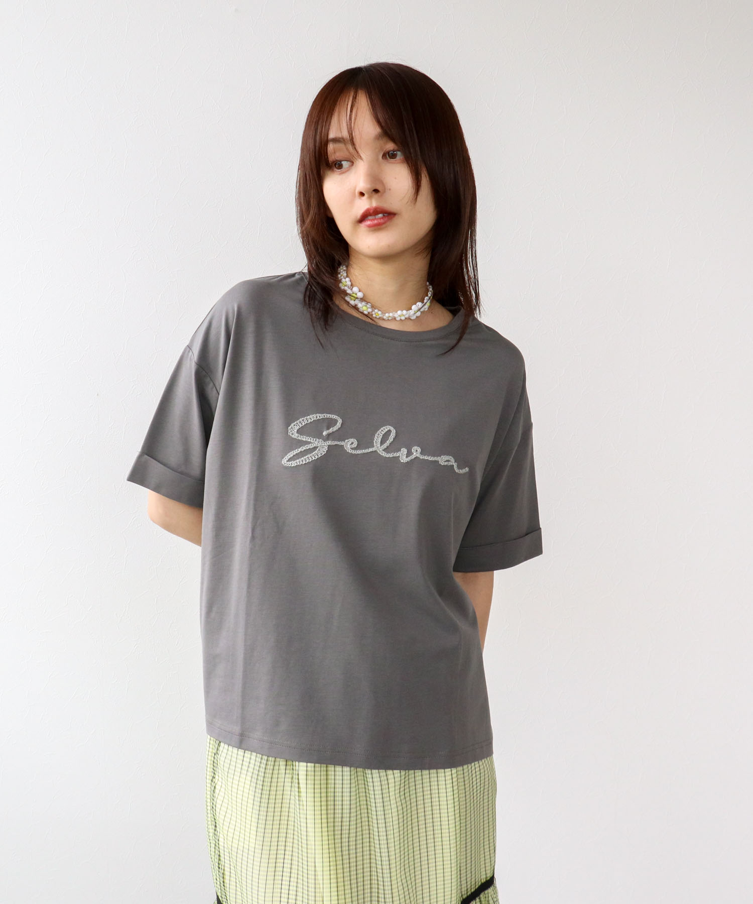 コード刺繍ロゴTシャツ