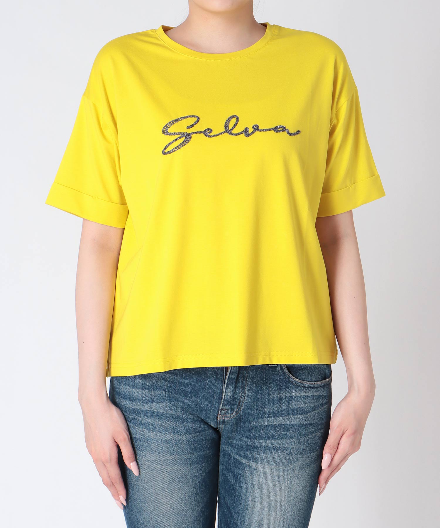 コード刺繍ロゴTシャツ