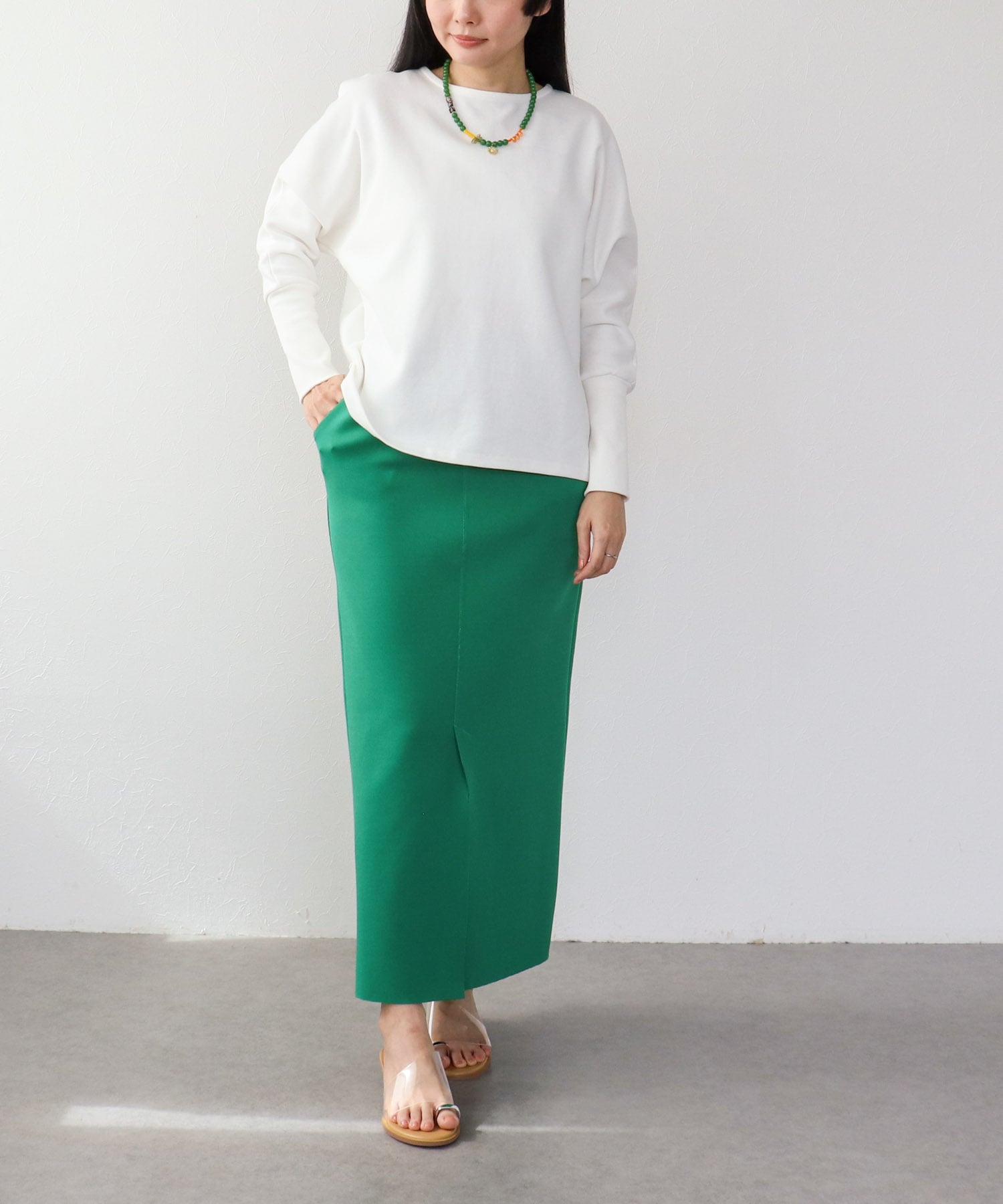 サカリバドルマンバックジッププルオーバー