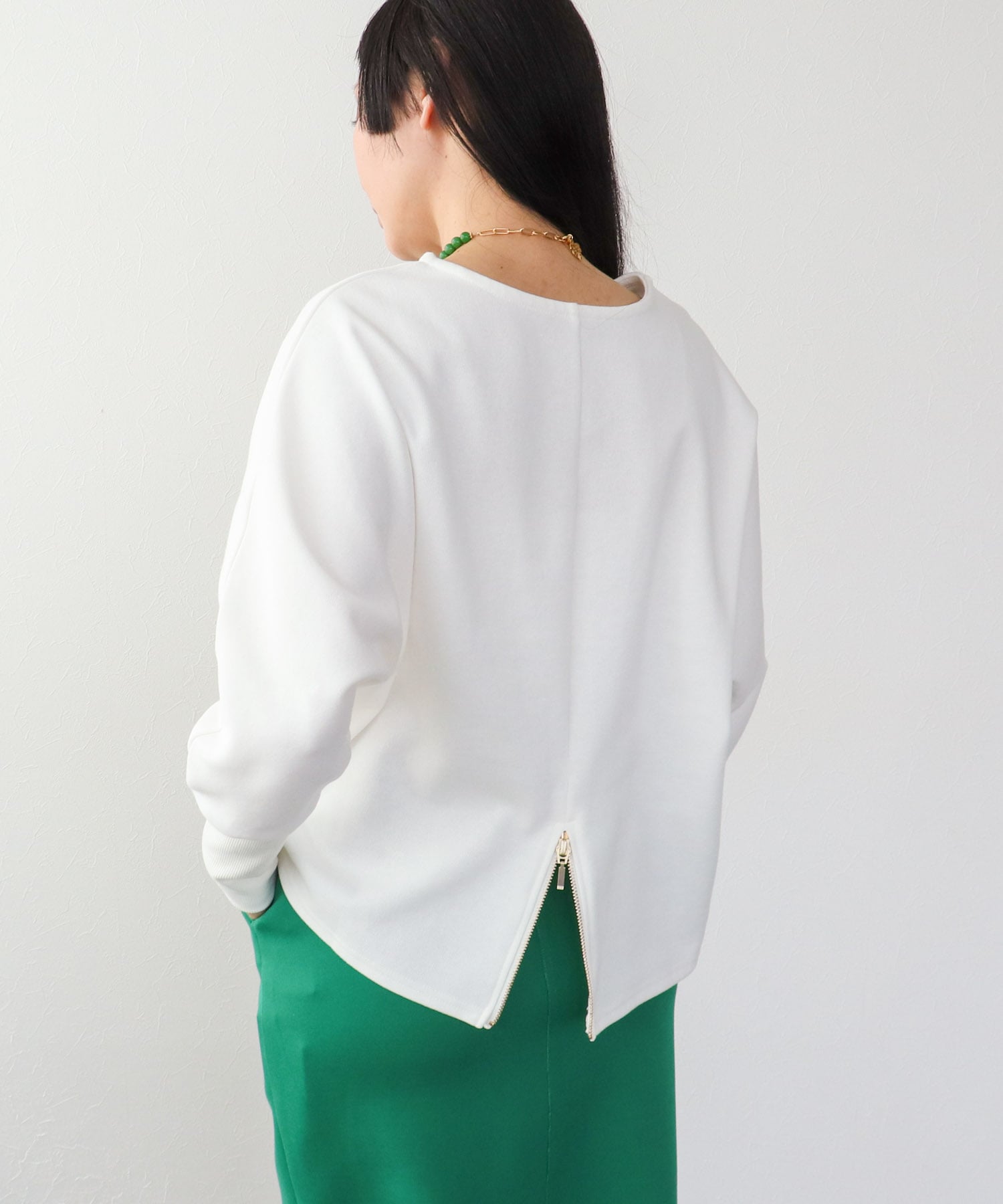 サカリバドルマンバックジッププルオーバー