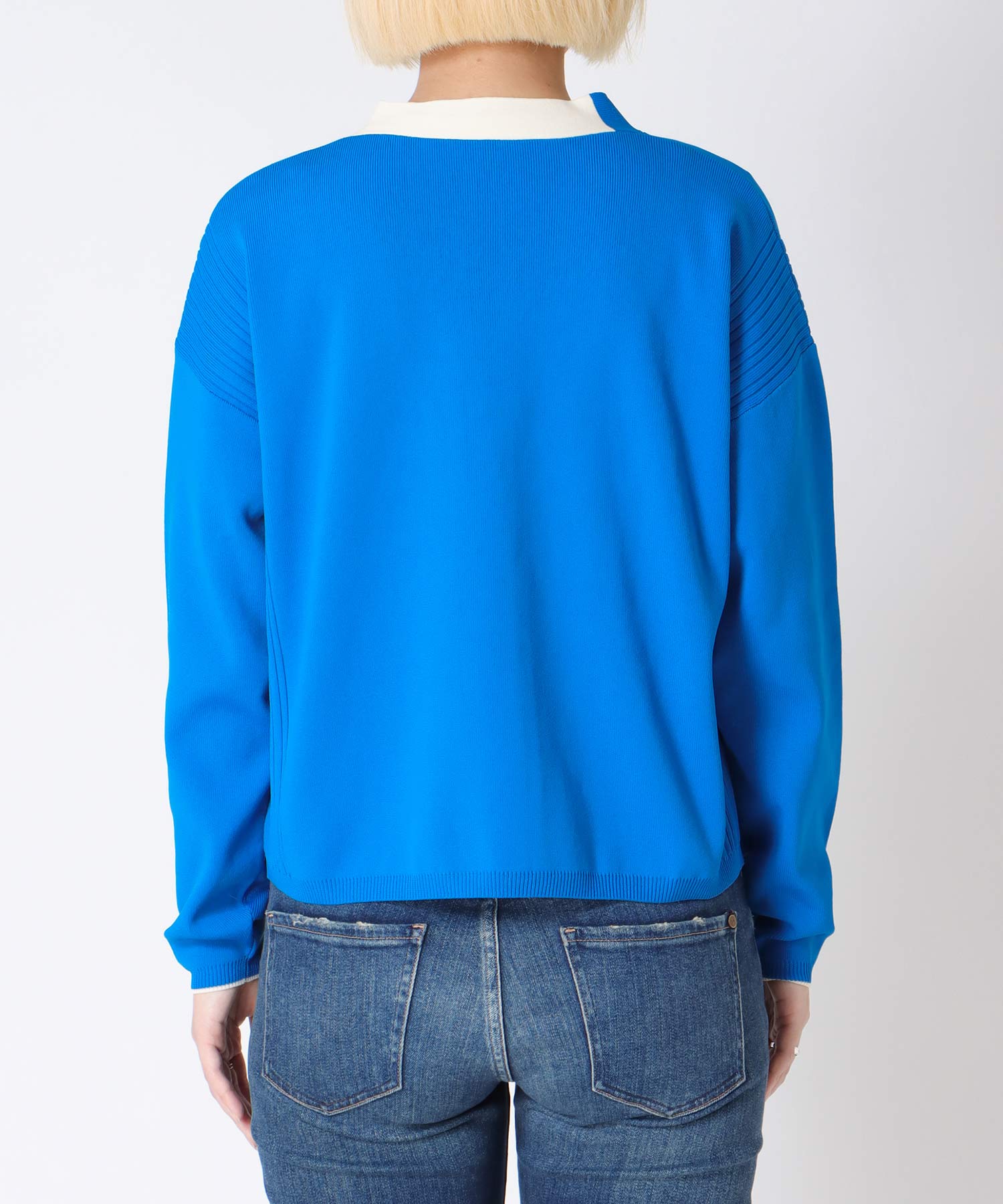 超軽量編柄ロゴZIPブルゾン