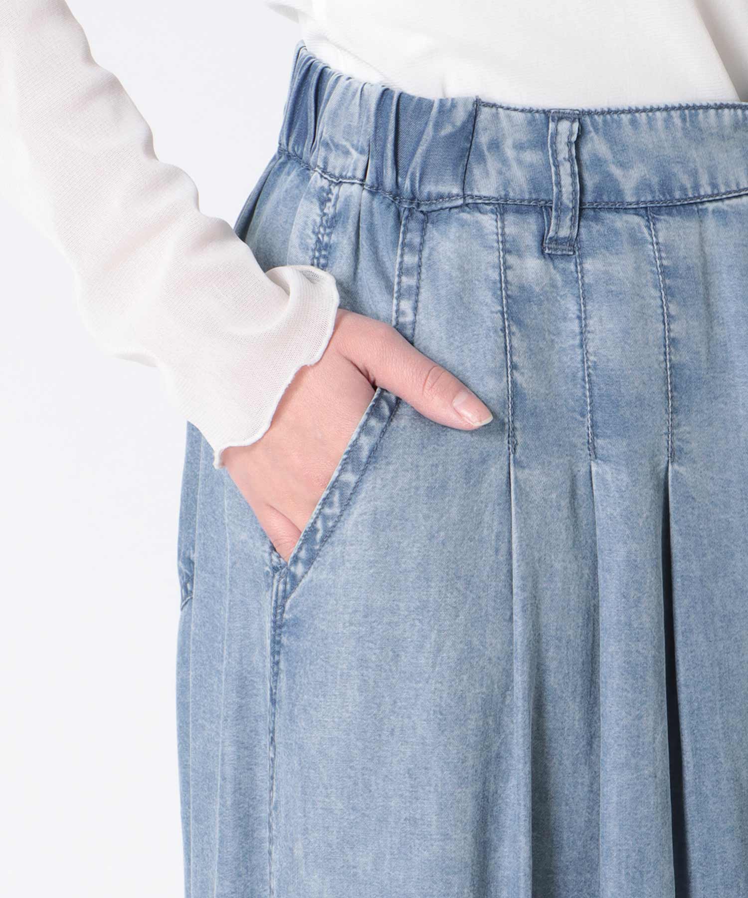 【2/26(木)12時予約開始】パウダーシルクデニムラウンドパンツ