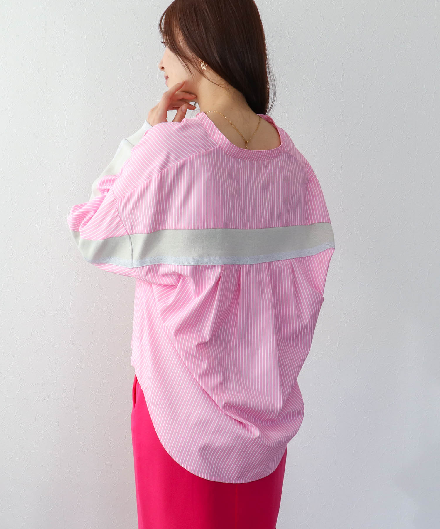 バックヨークテープブラウス