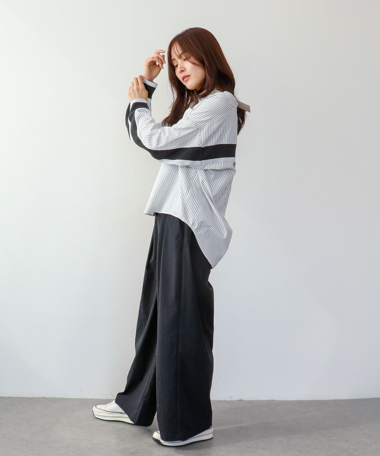 バックヨークテープブラウス