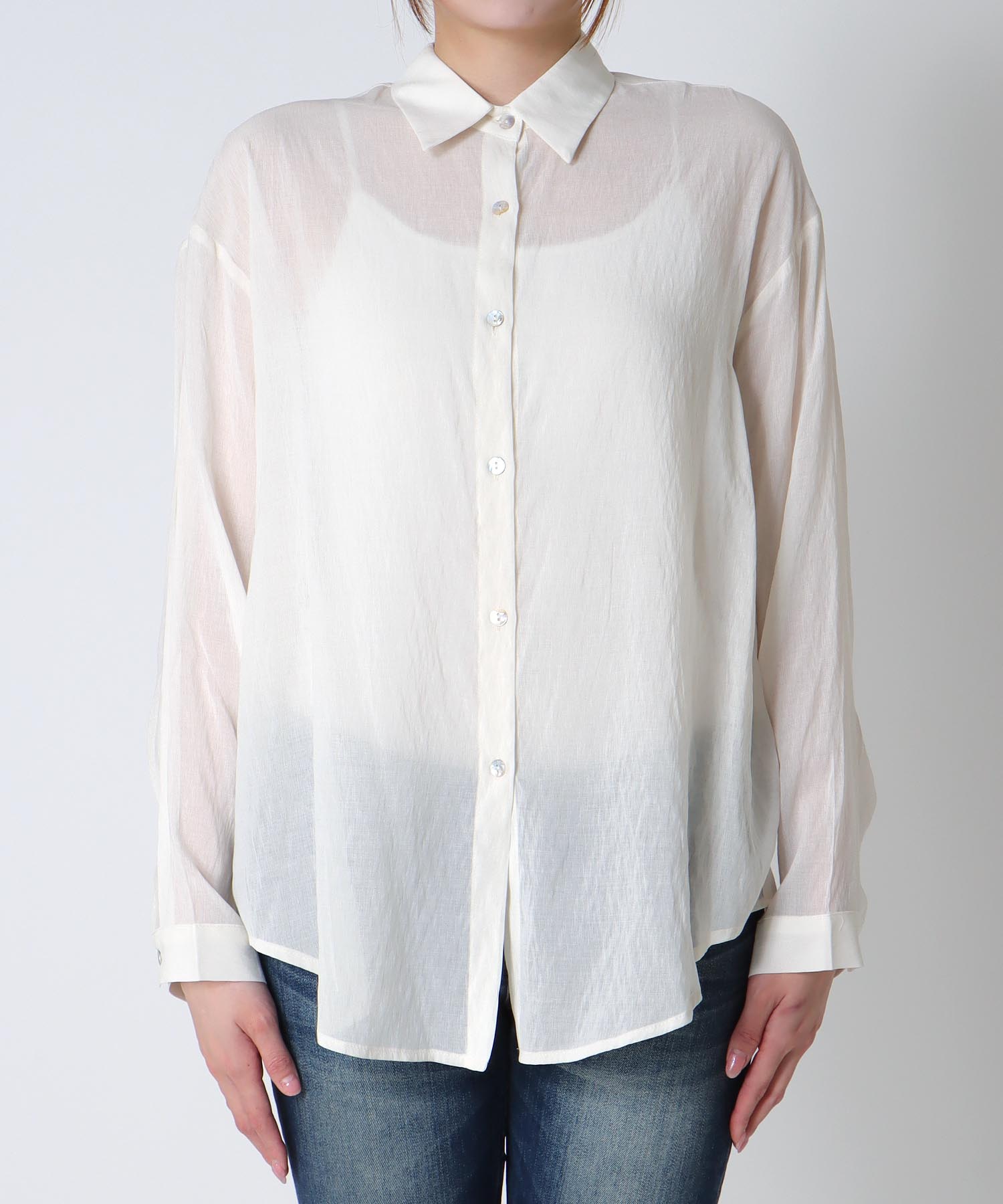 シアーエステルステンブラウス