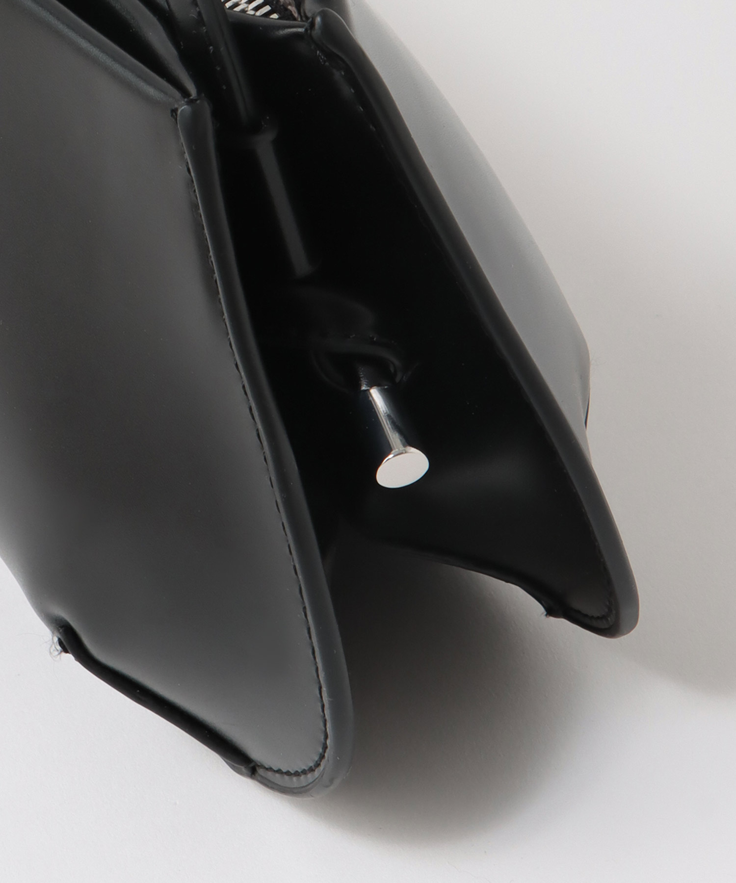 ダブルセミショルダー