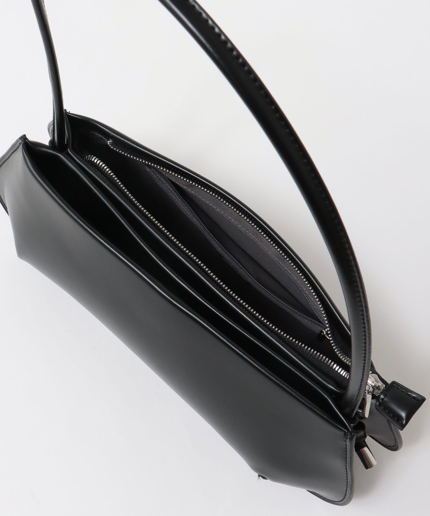 ダブルセミショルダー