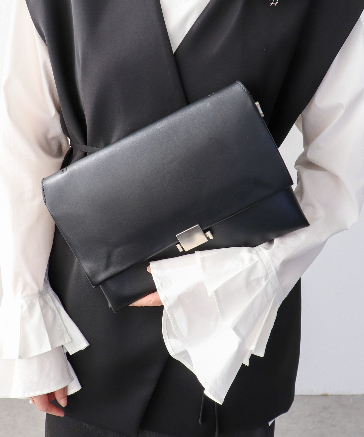 ソフトフラップハンドバッグ