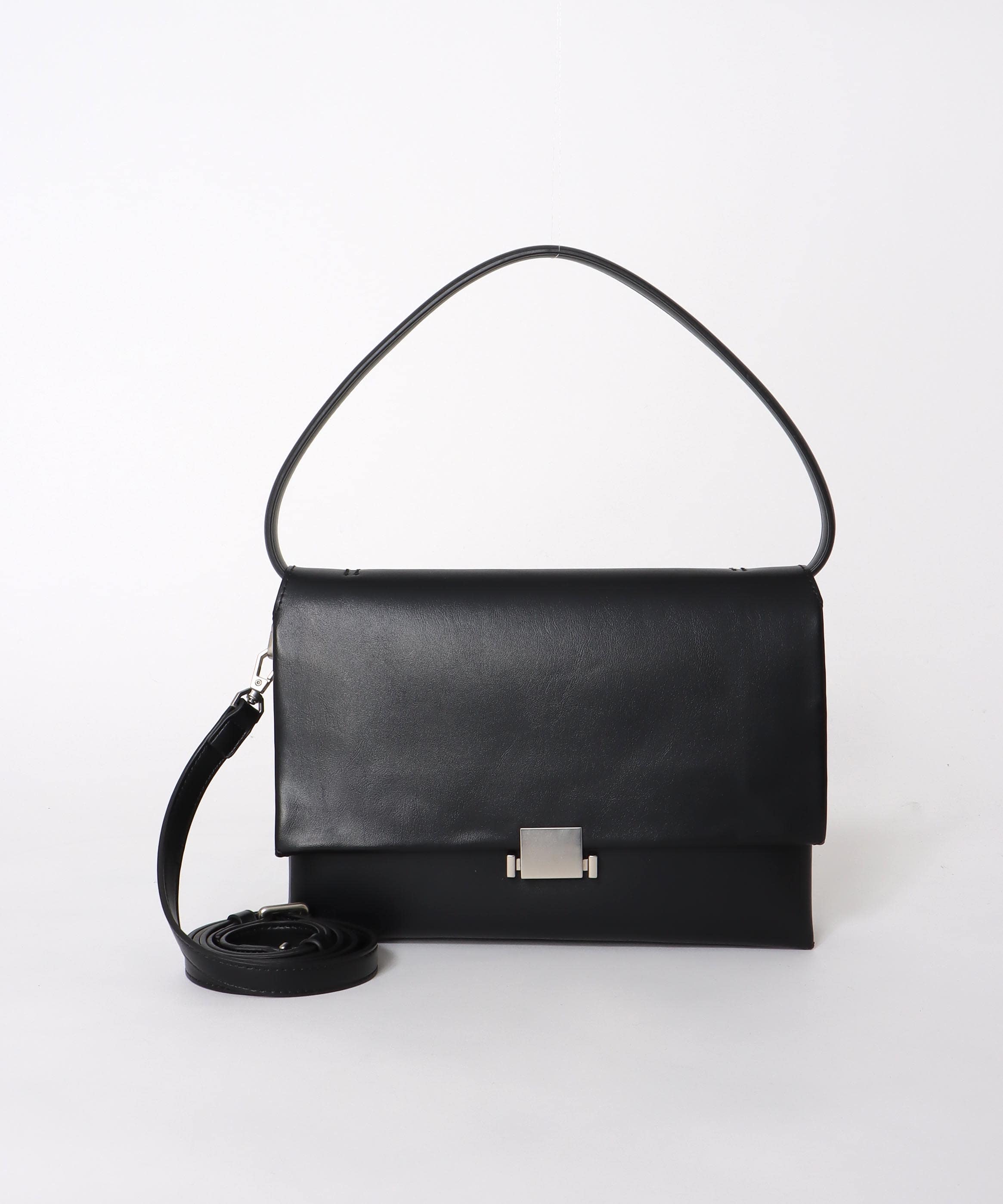 ソフトフラップハンドバッグ