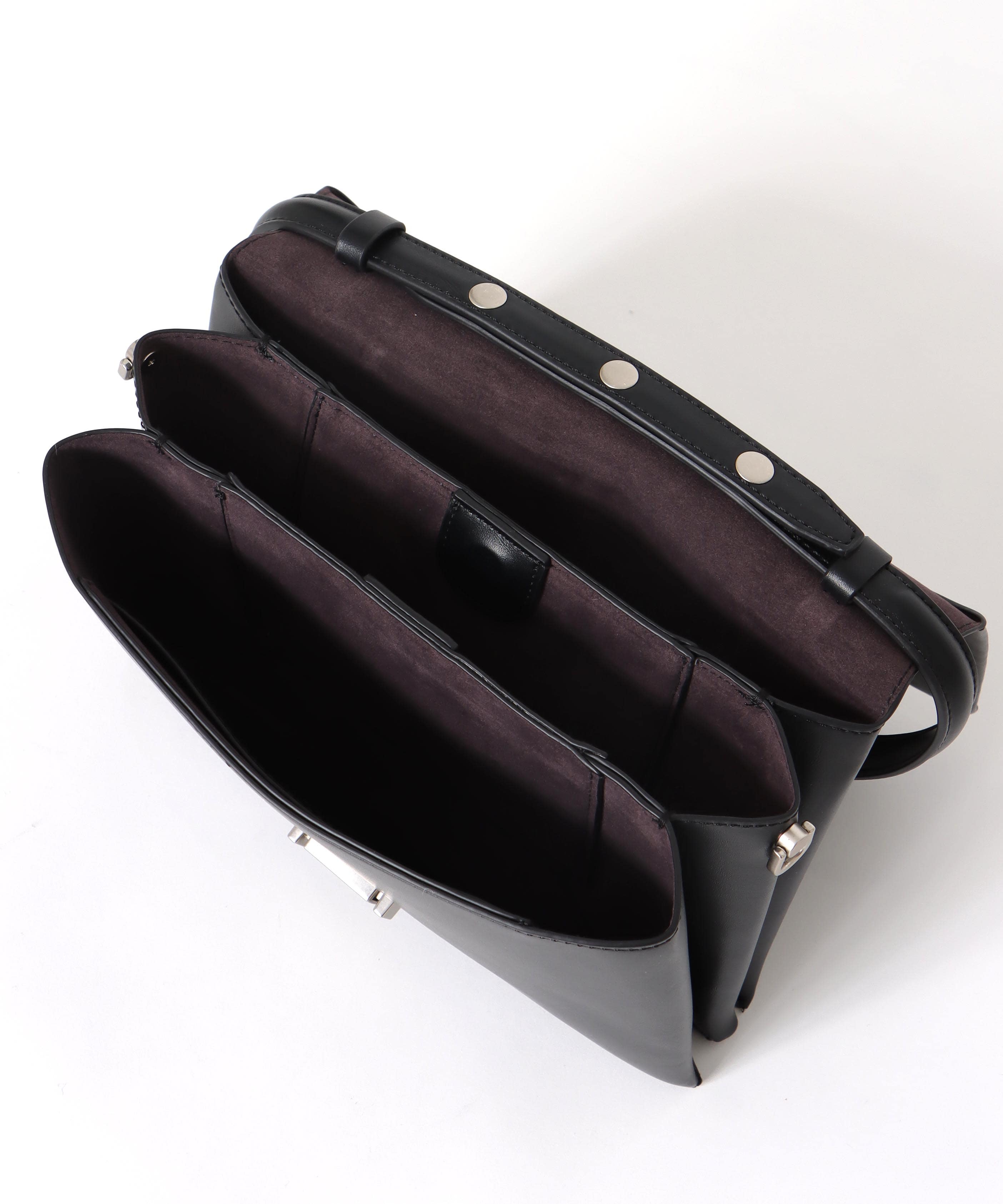 ソフトフラップハンドバッグ