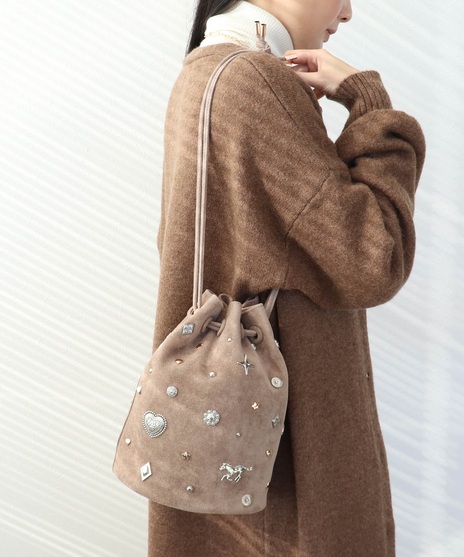 【NEWカラー登場】スエードスタッズドロストBAG