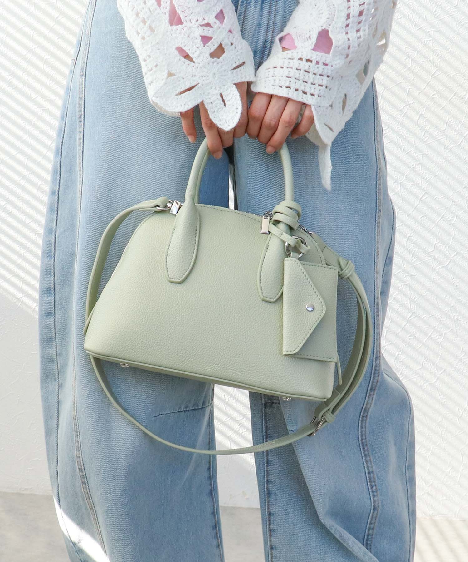 ポーチ付きシェル型ボストン