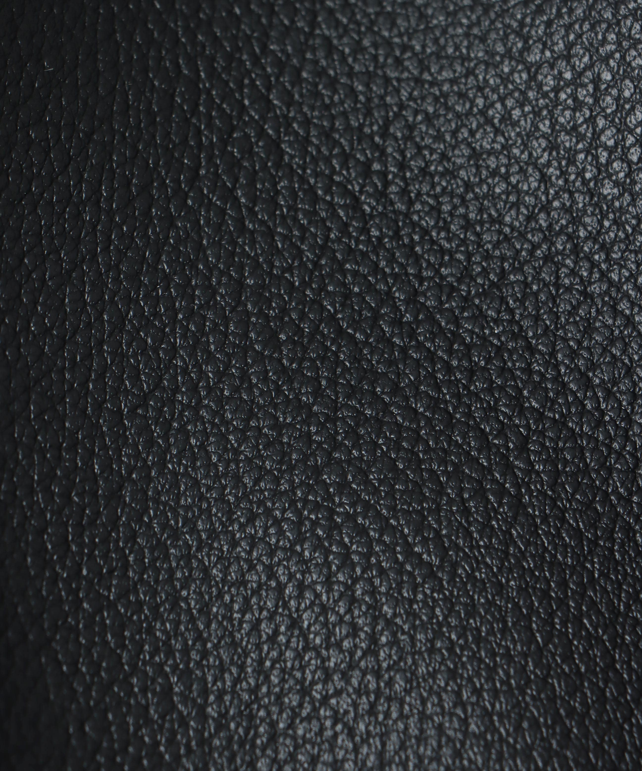 フェイクレザーショルダーバッグ付きスクエアトート