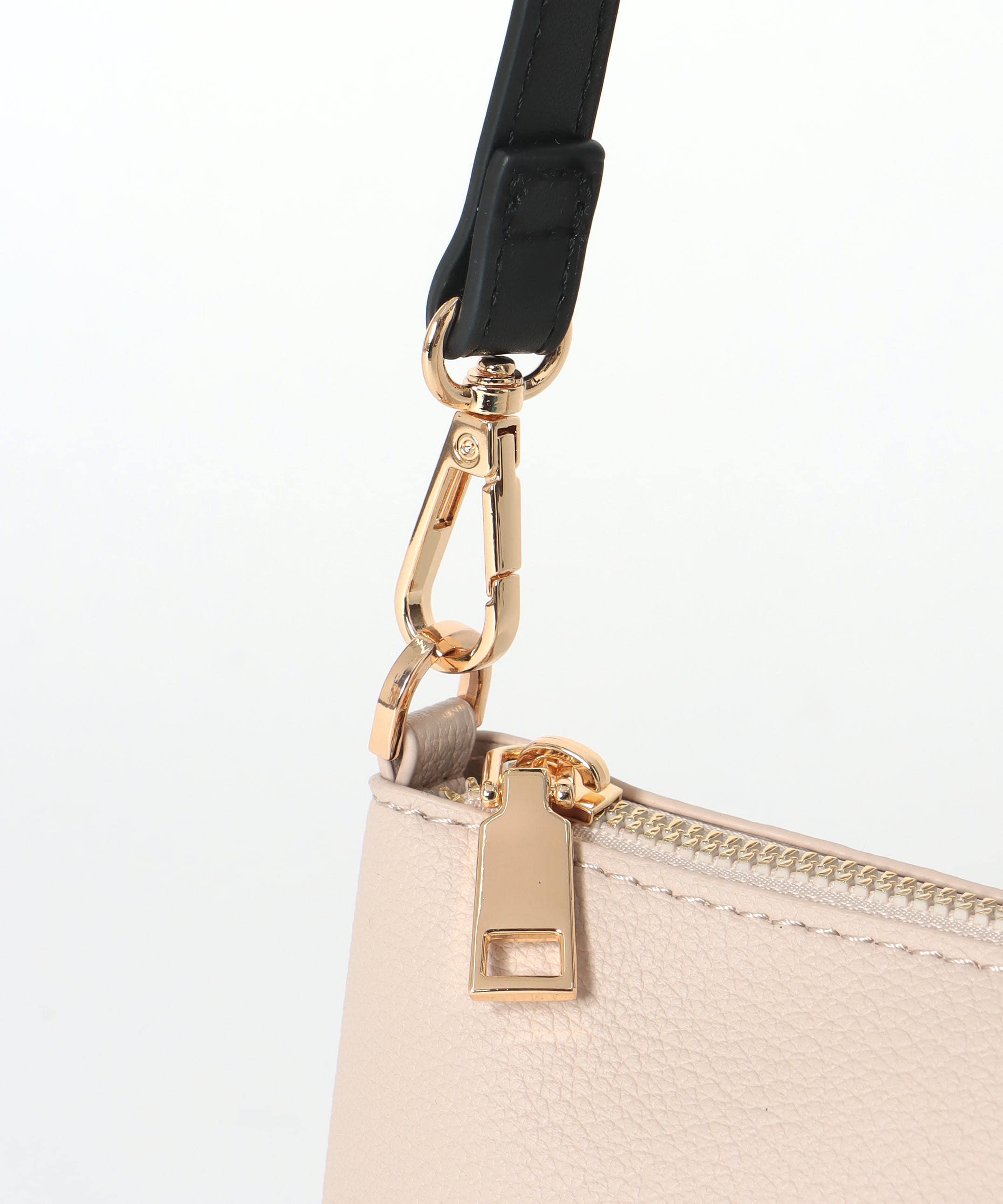 フェイクレザーショルダーバッグ付きスクエアトート