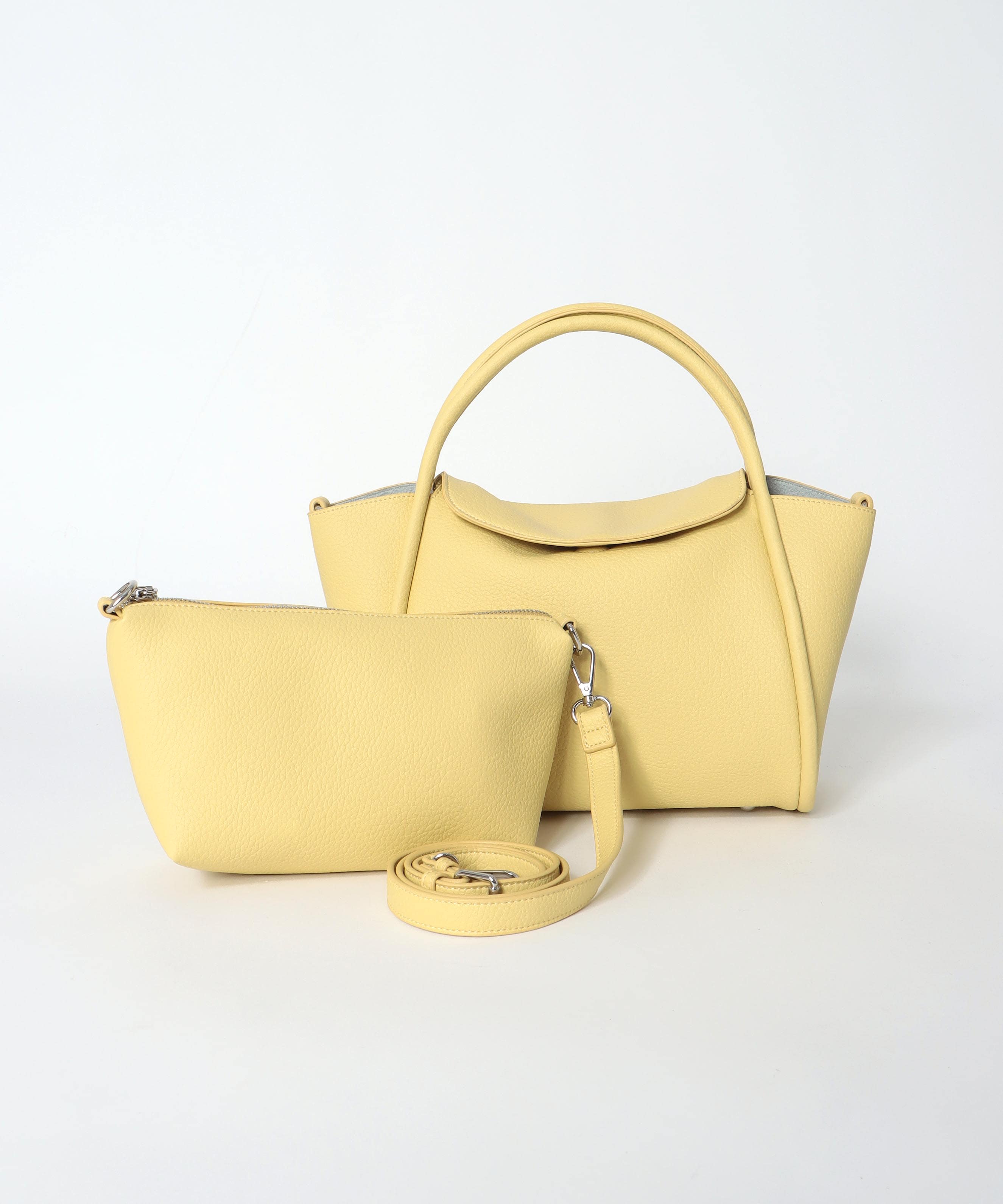 通しハンドルフラップトート