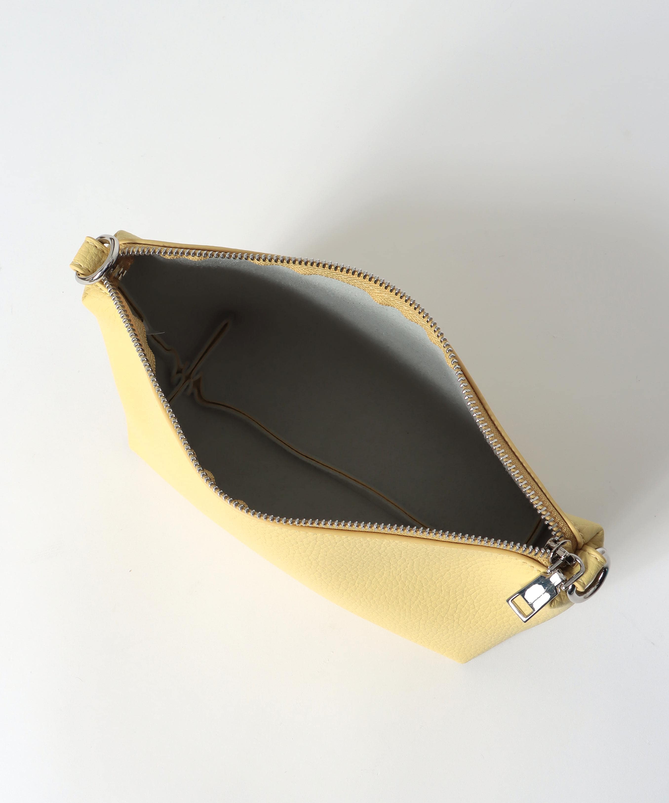 通しハンドルフラップトート