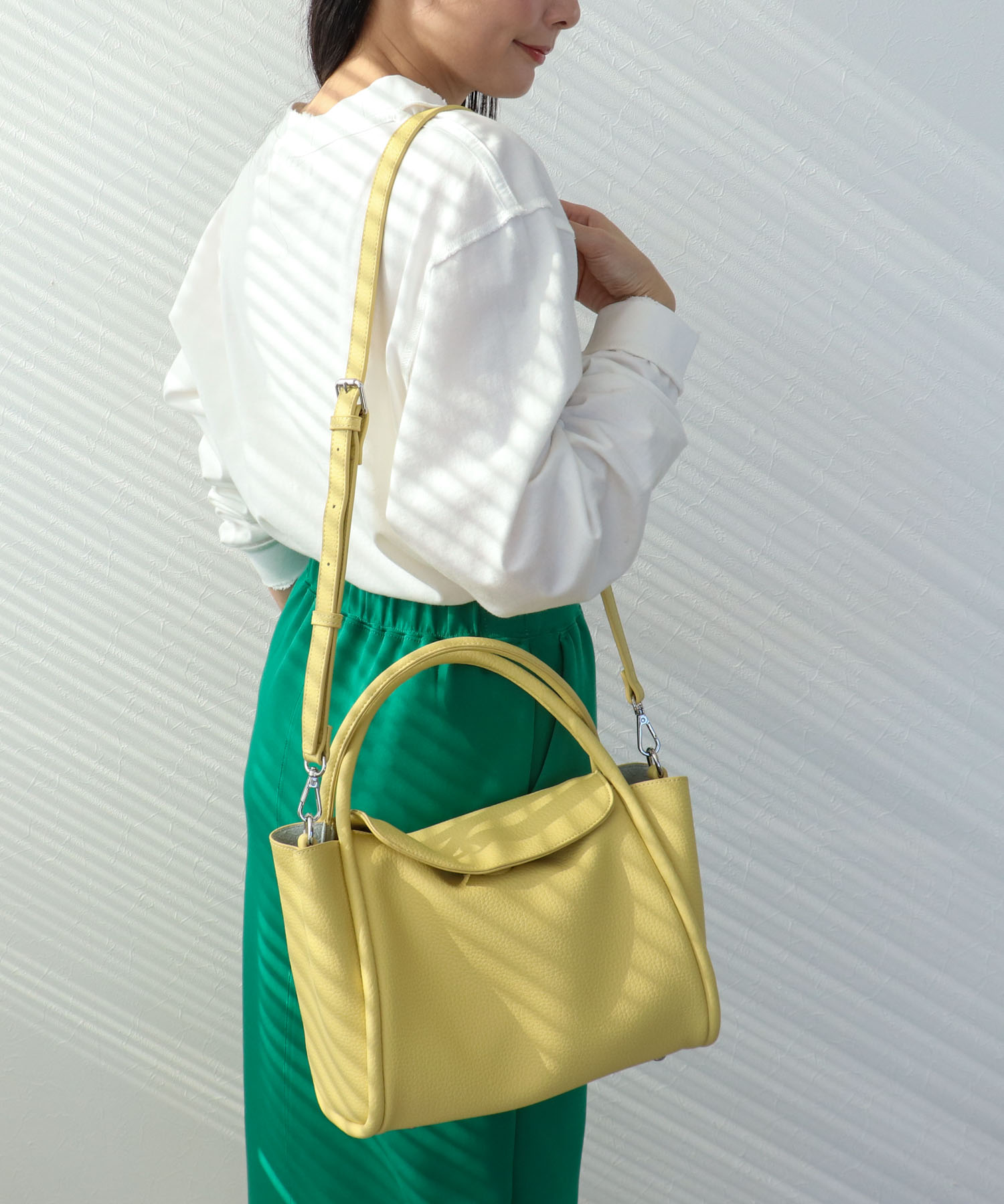 通しハンドルフラップトート