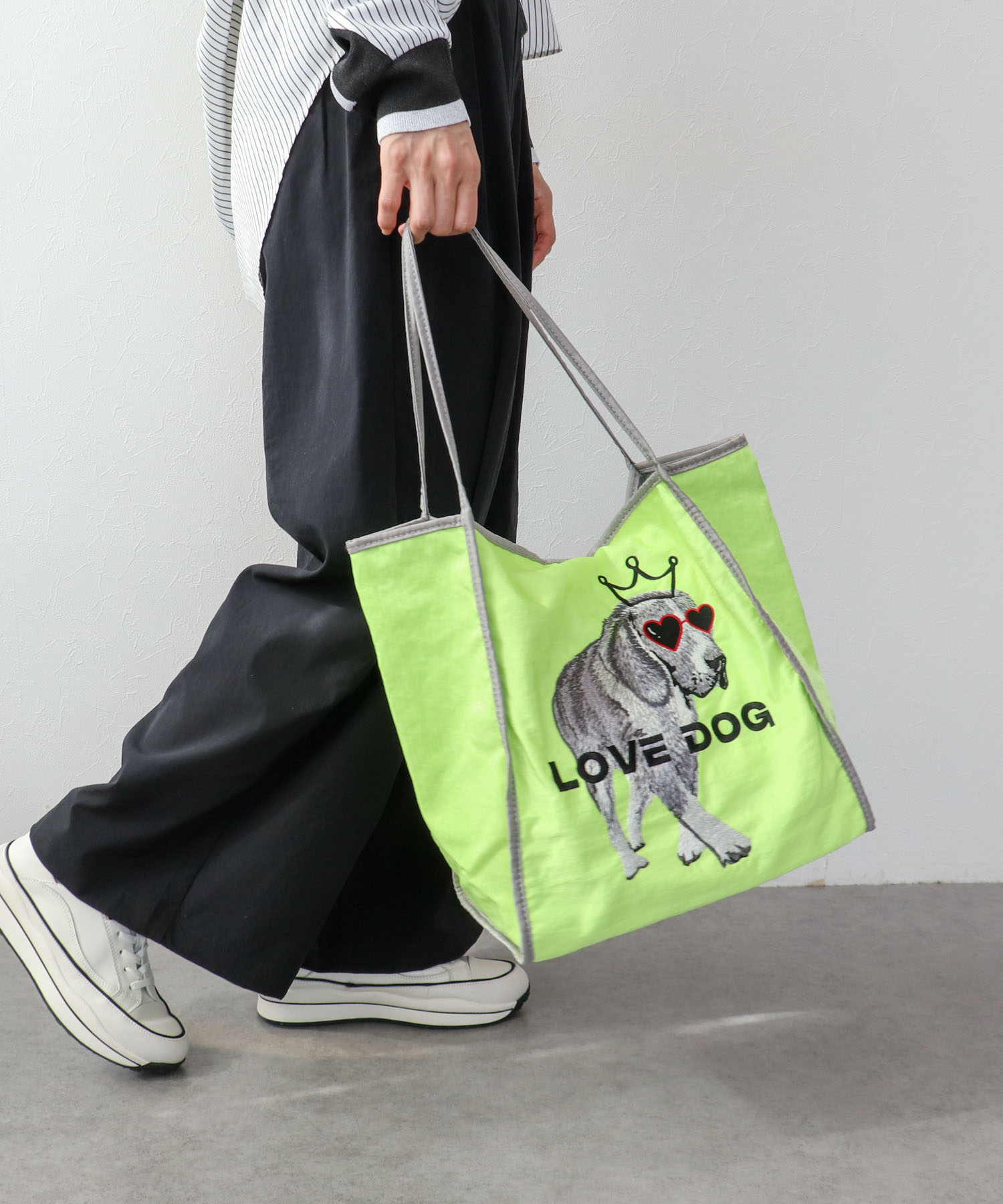 アニマル刺繍トート