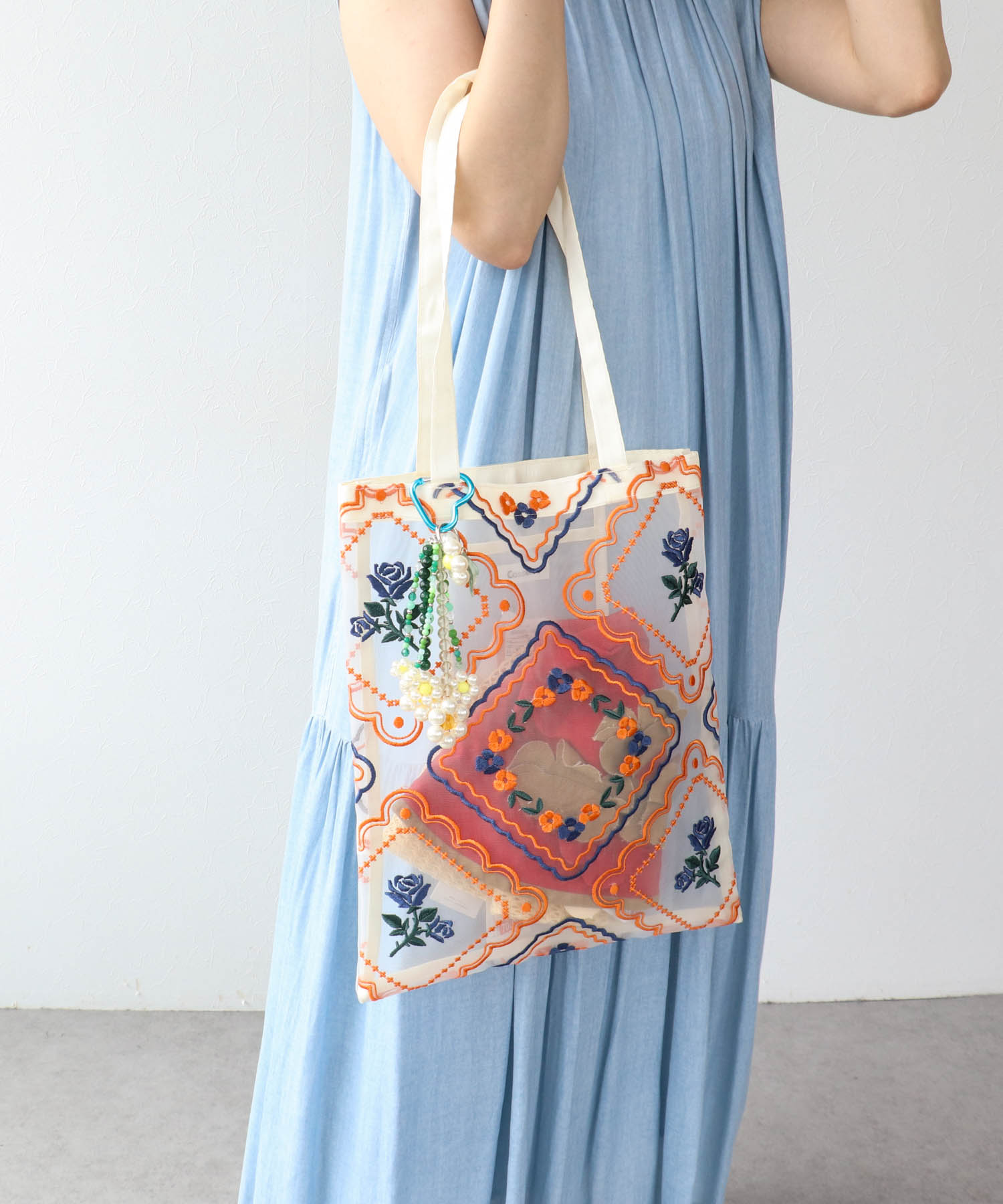 チュール刺繍トート