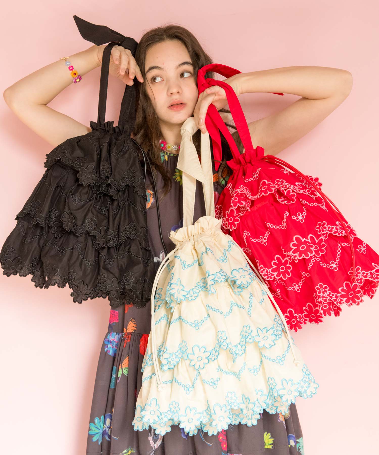 ＜一部店舗・WEB限定＞フラワーレースBAG