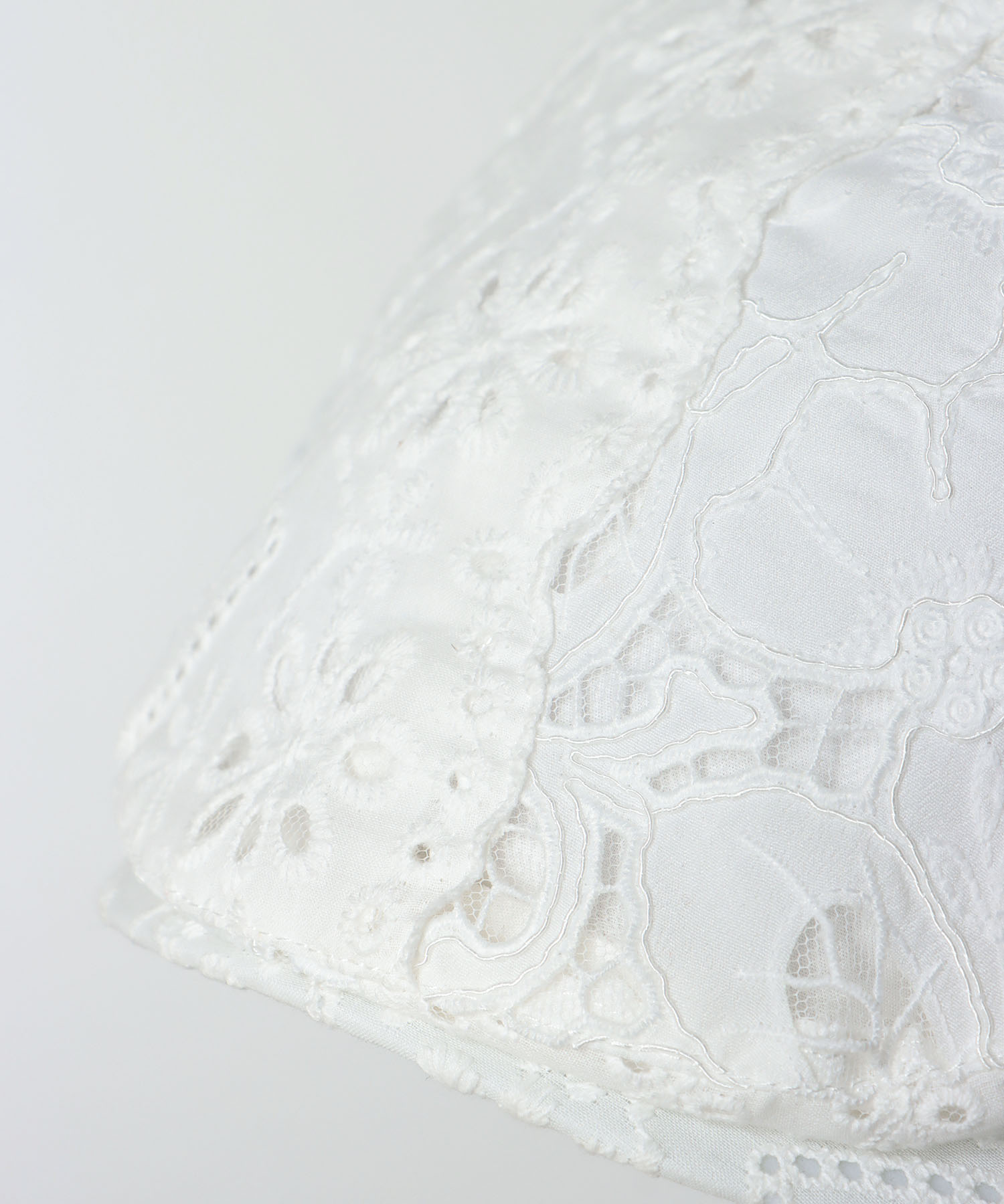 パッチワークレースハンチング