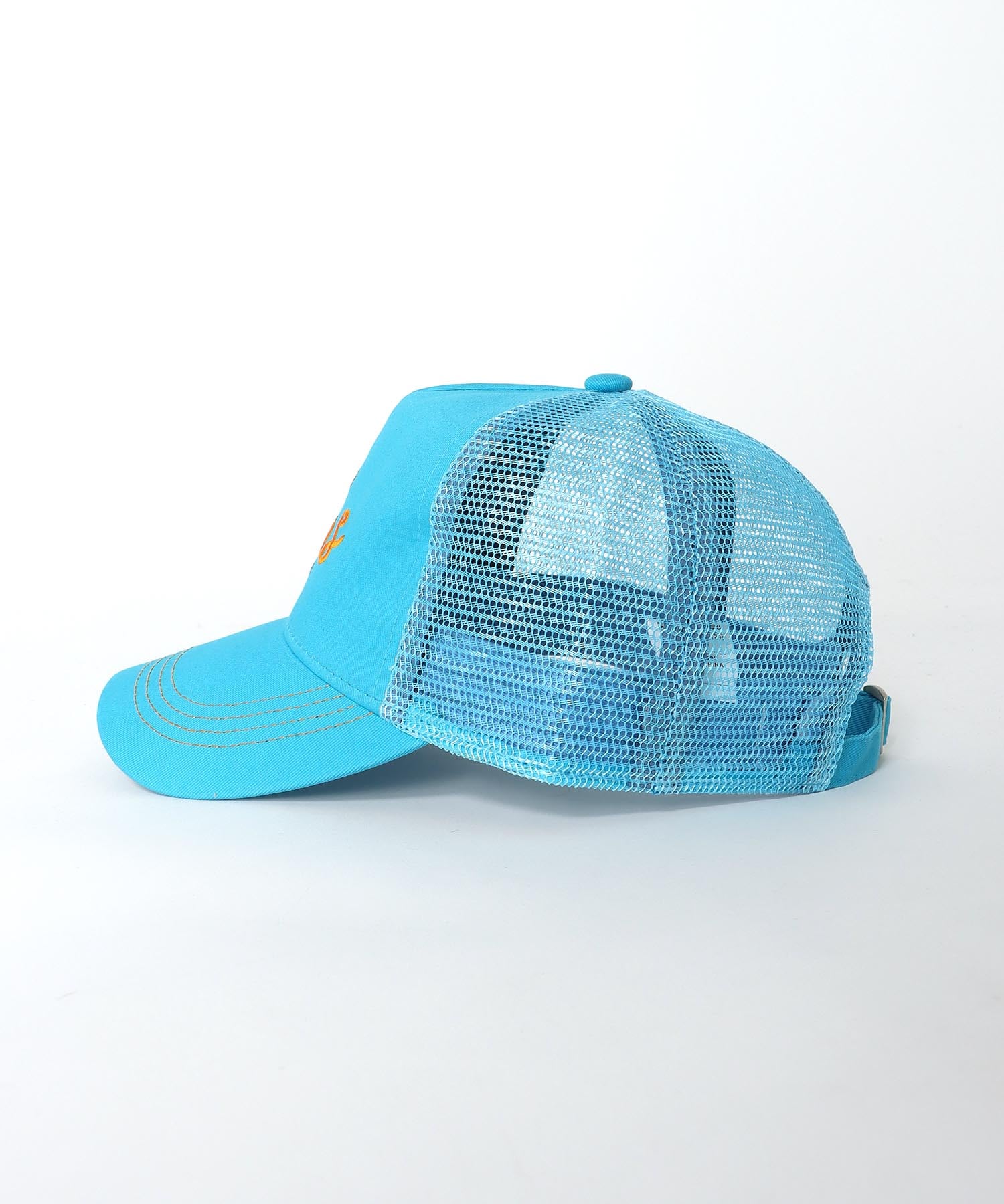 メッシュ刺繍キャップ