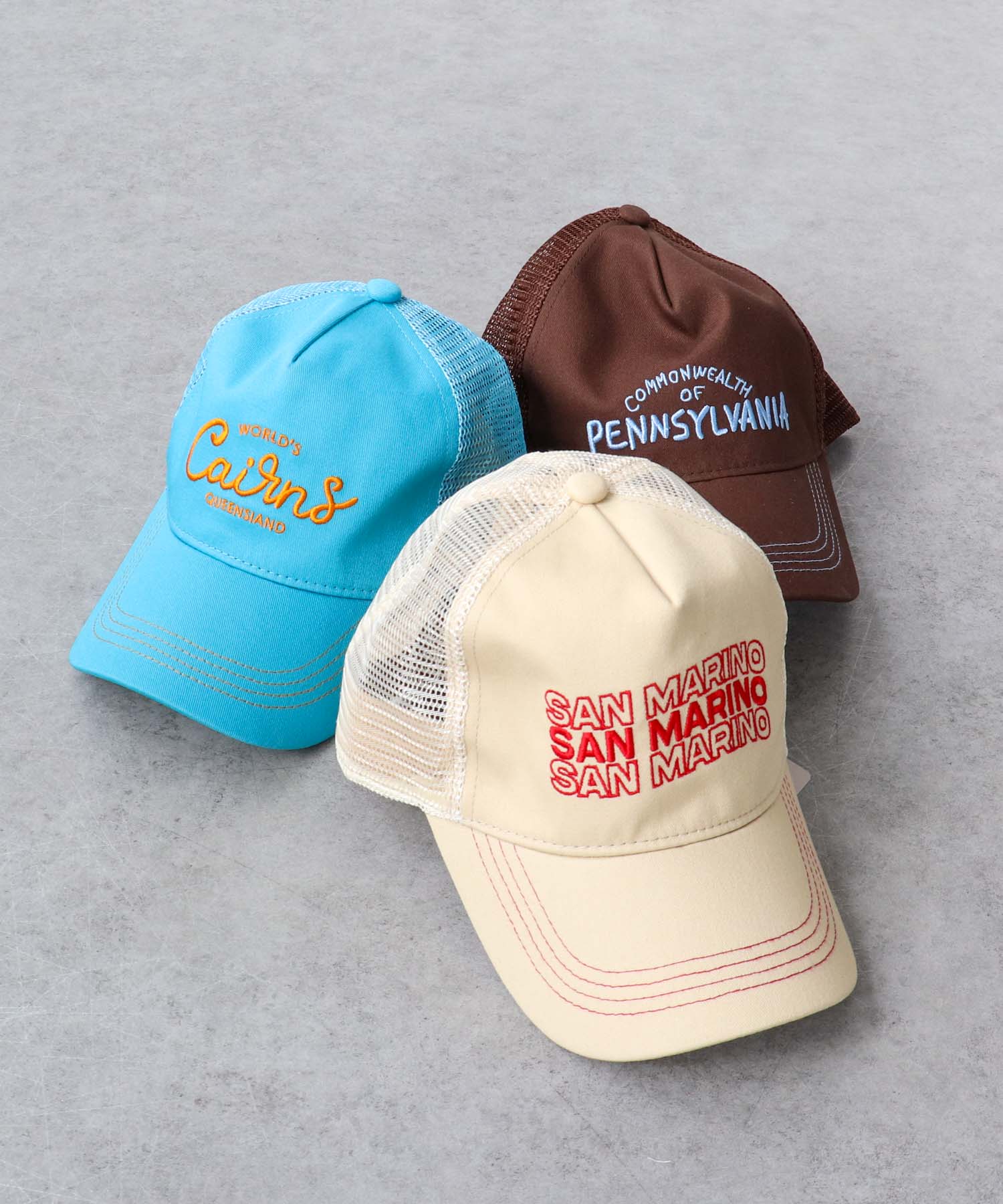 メッシュ刺繍キャップ