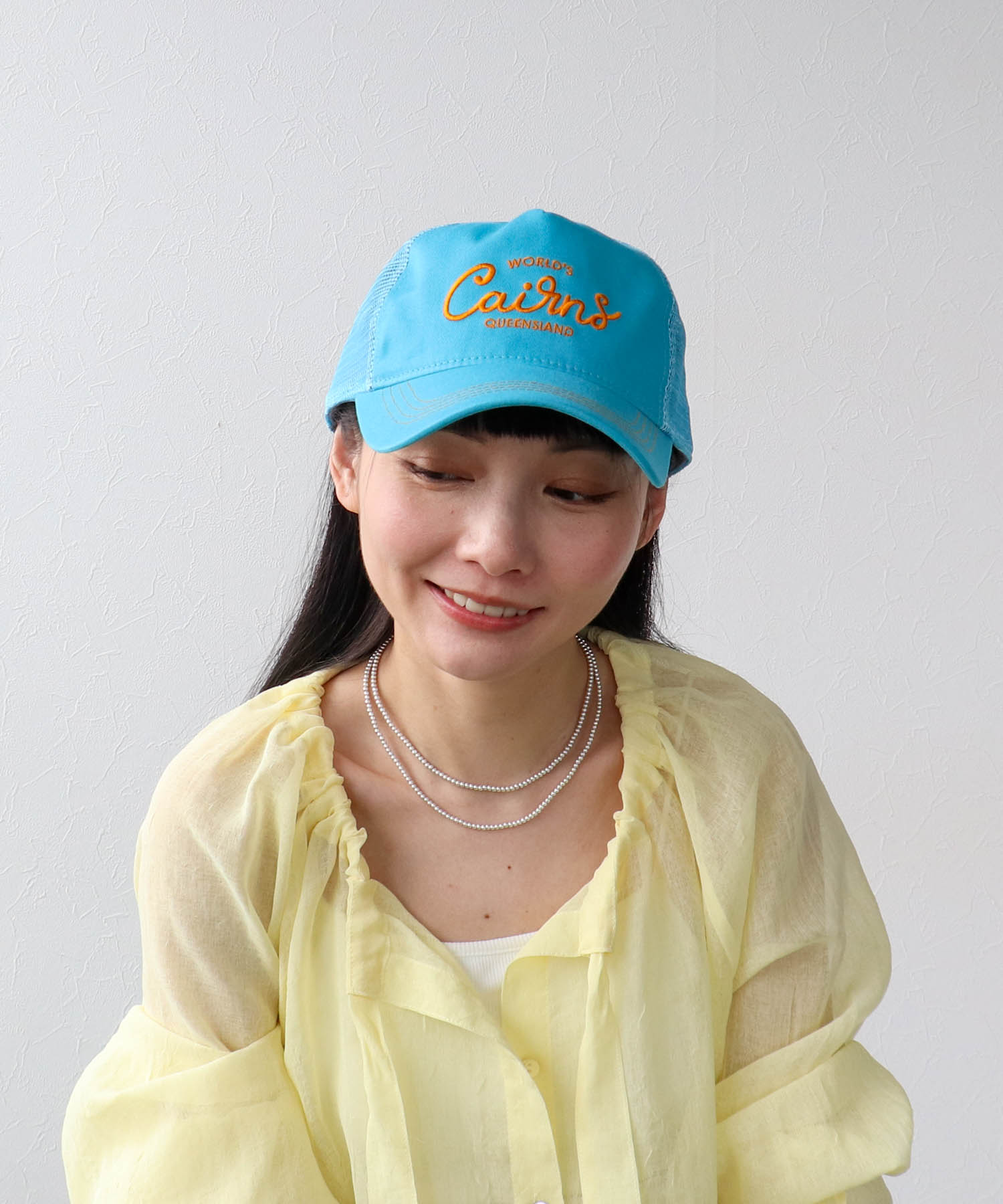 メッシュ刺繍キャップ