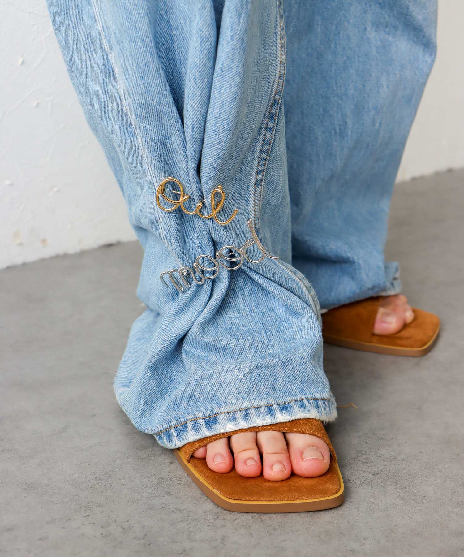 ＜WEB限定＞Awesome ブローチ