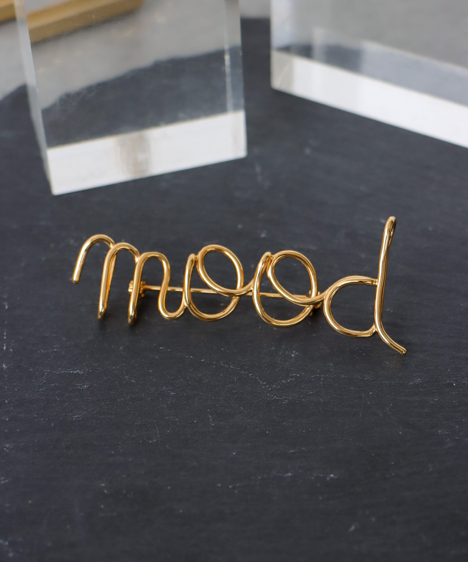 ＜WEB限定＞Mood ブローチ