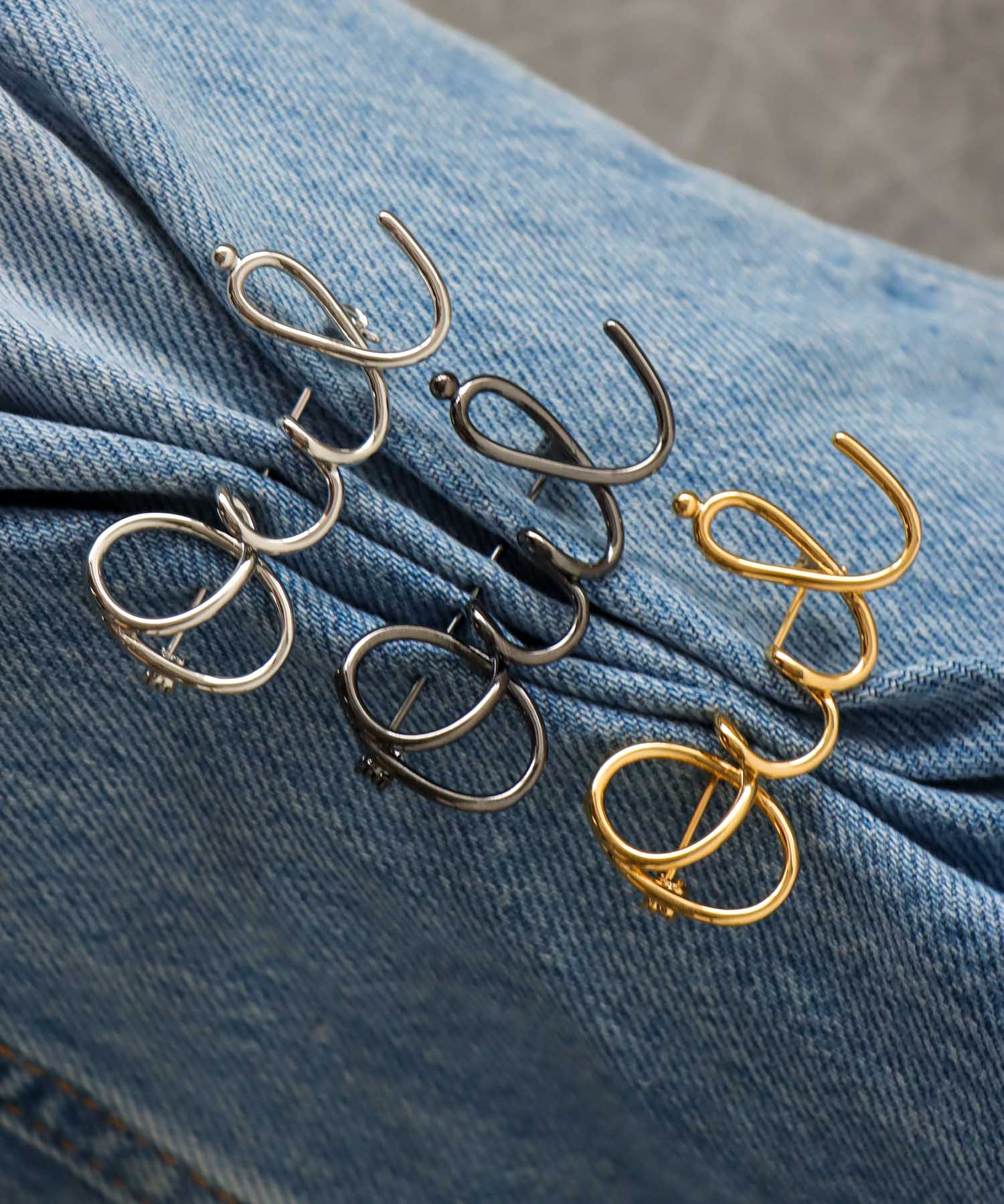 ＜WEB限定＞Oui ブローチ