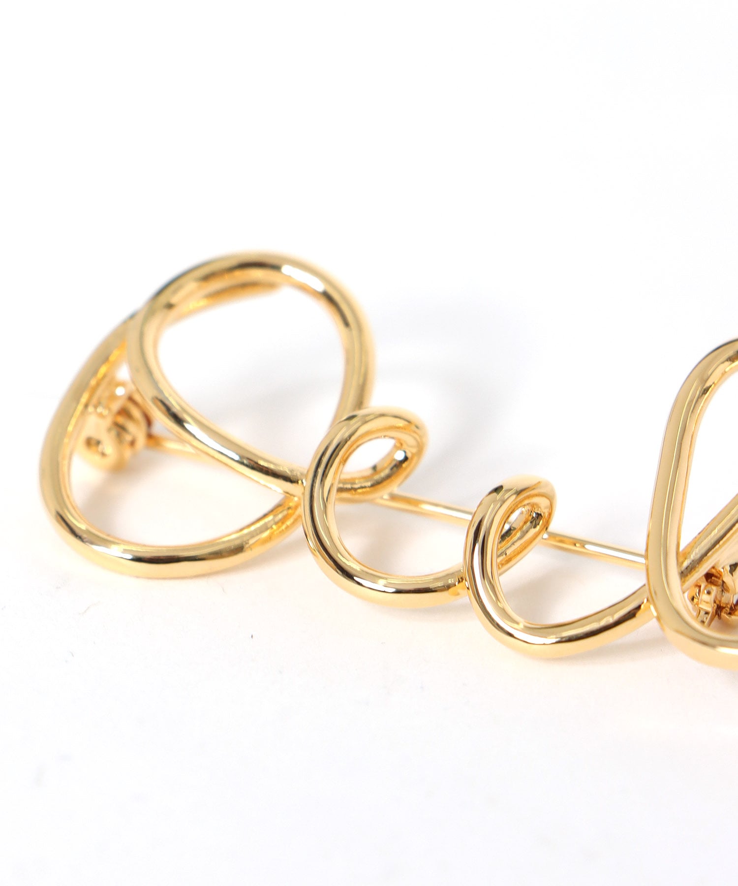 ＜WEB限定＞Oui ブローチ