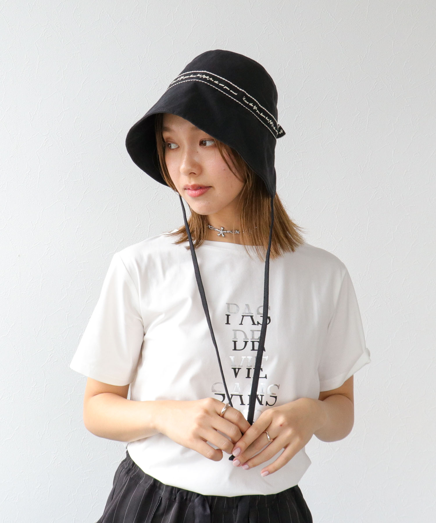 ロゴ入りリボンHAT