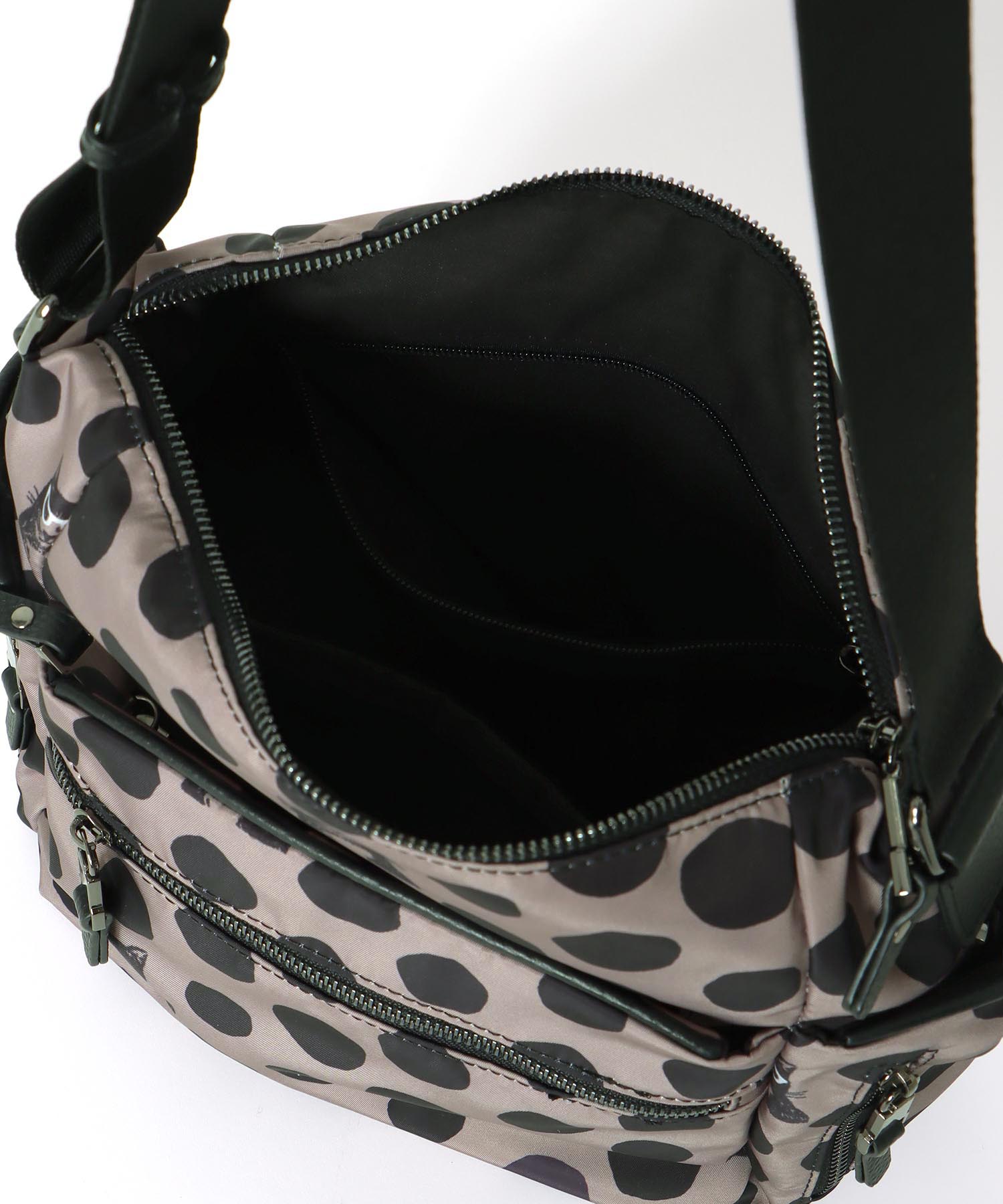 サイドジッパーポケットショルダー