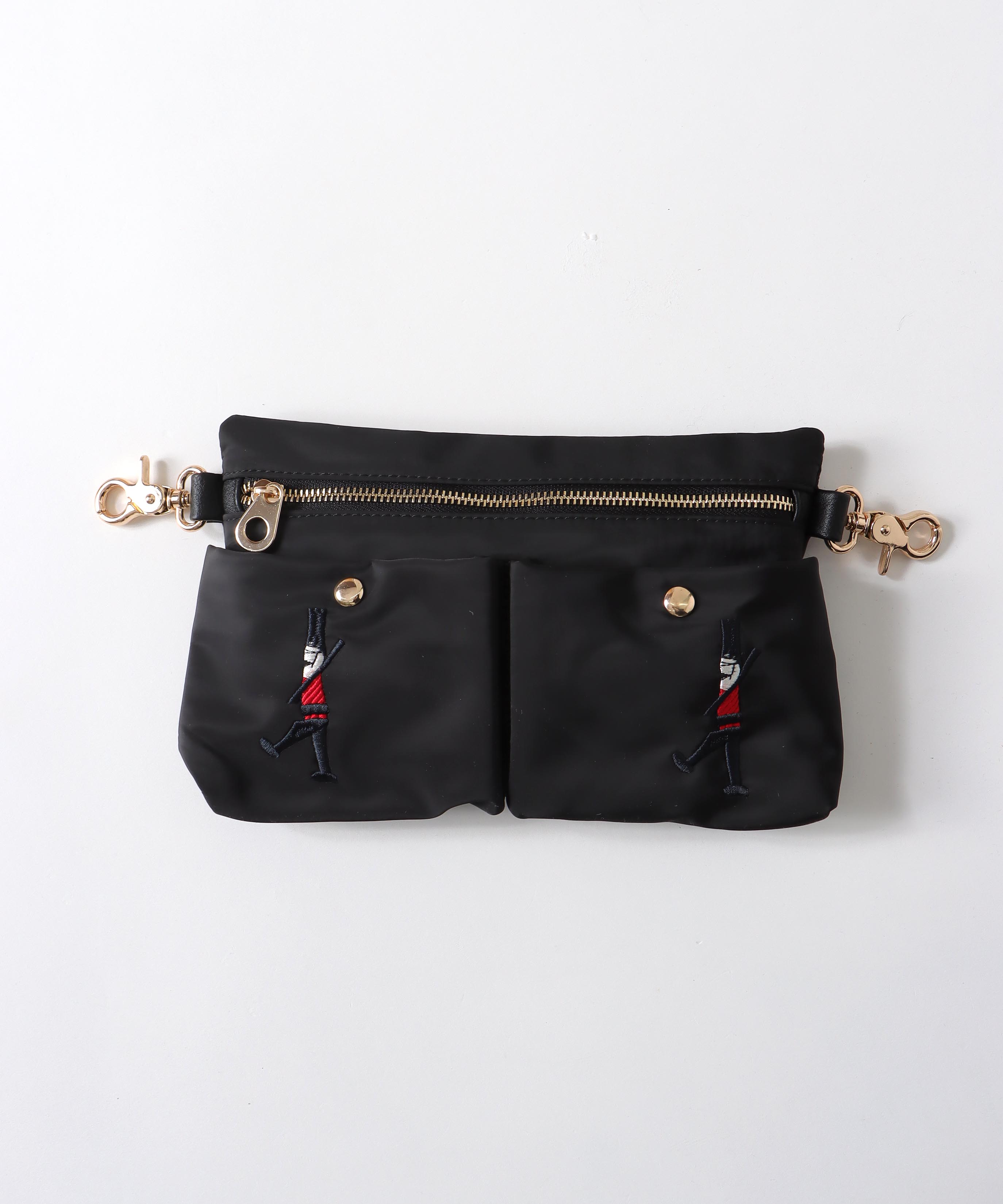 ショルダーポーチ付き刺繍4WAYナイロンリュック