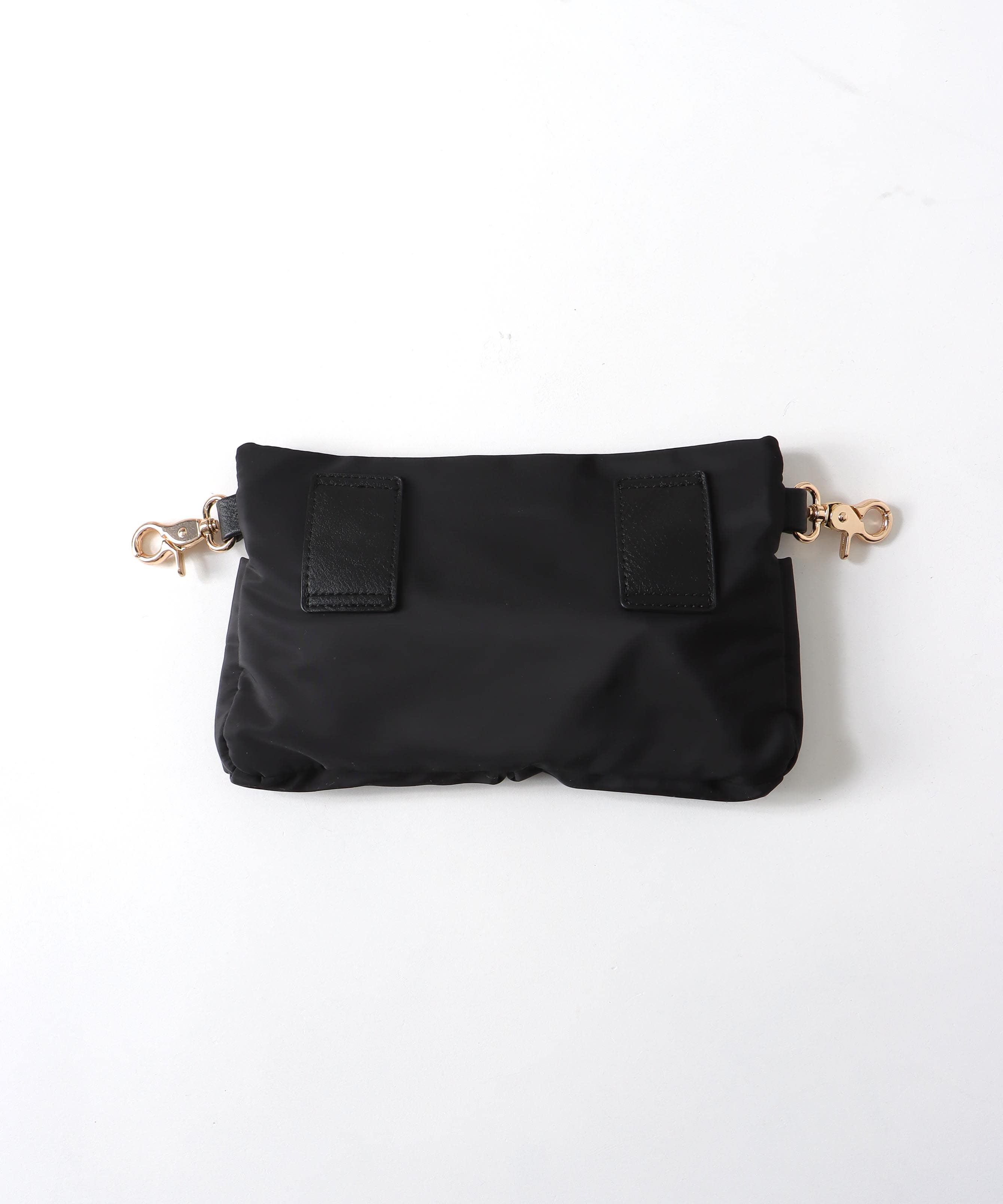 ショルダーポーチ付き刺繍4WAYナイロンリュック