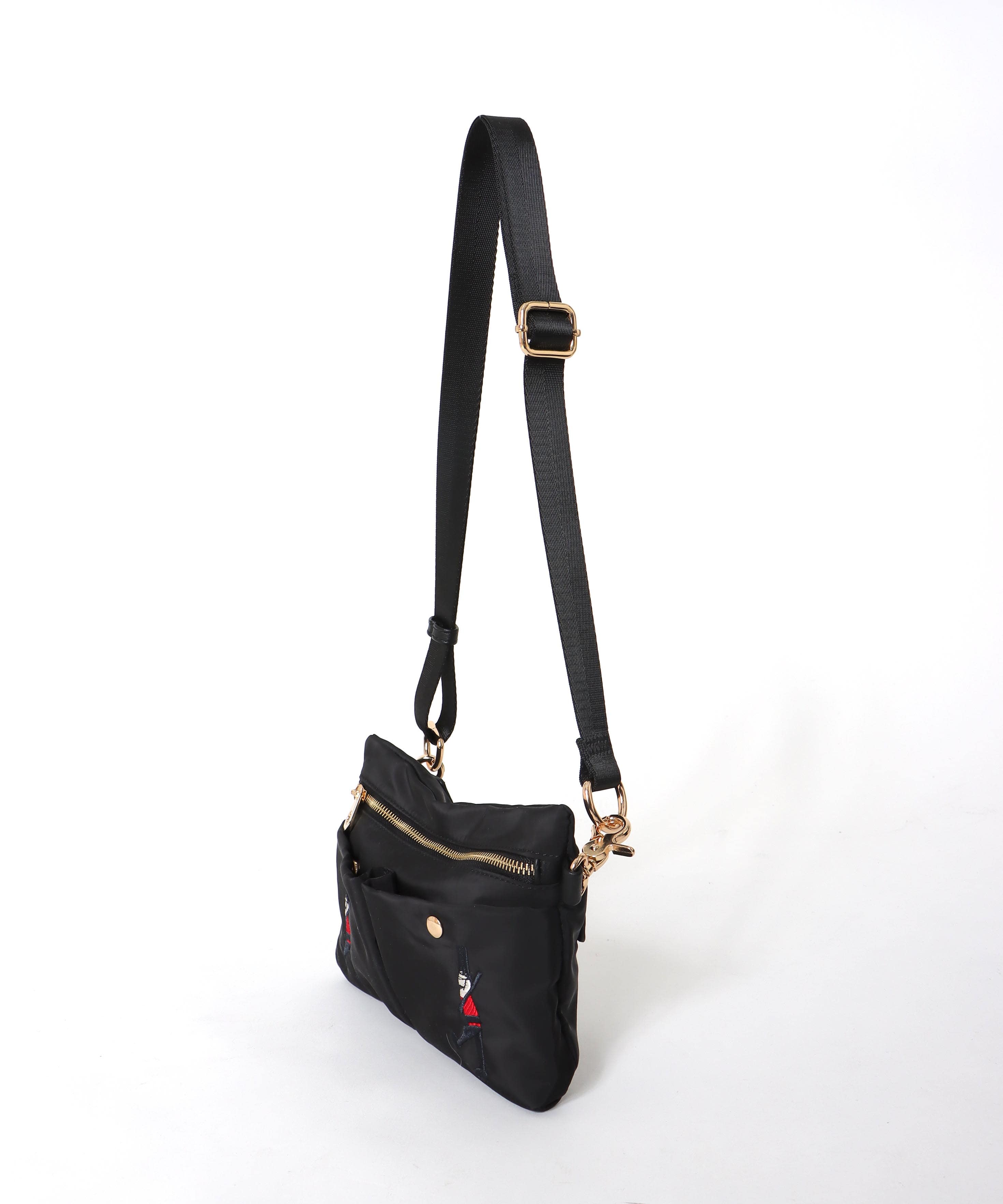 ショルダーポーチ付き刺繍4WAYナイロンリュック