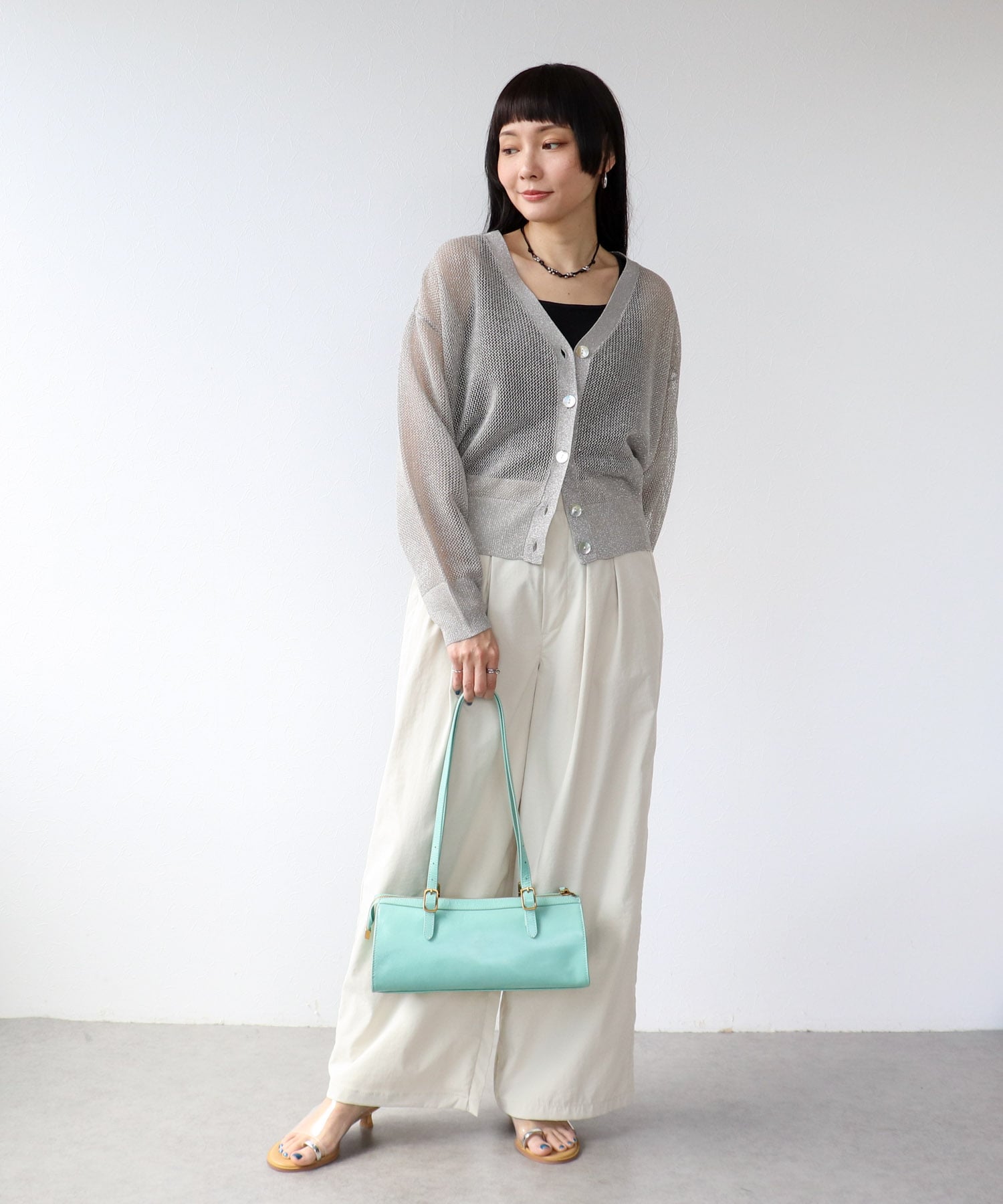 牛革横長ベルトショルダー