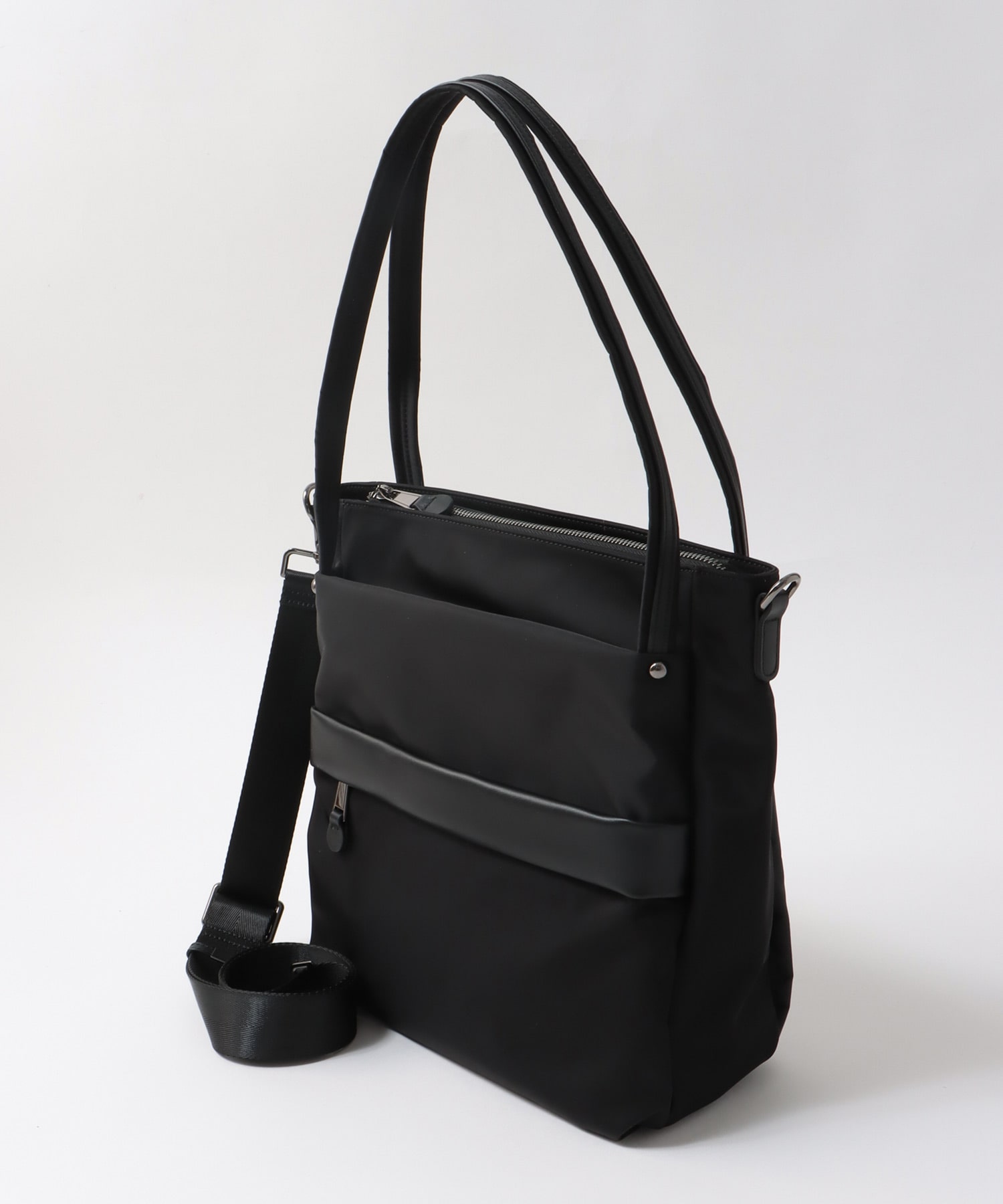 トリムレザーナイロンマチ付きトート