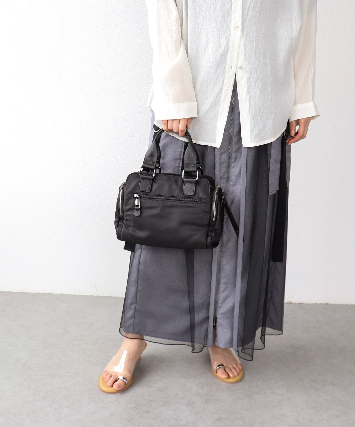 トリムレザーサイドポケットミニボストン