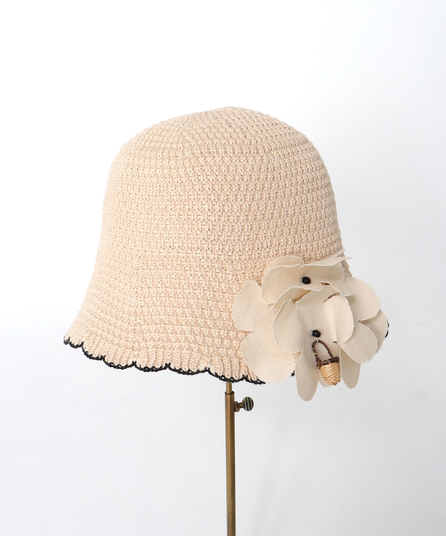＜一部店舗・WEB限定＞花とカゴチューリップHat
